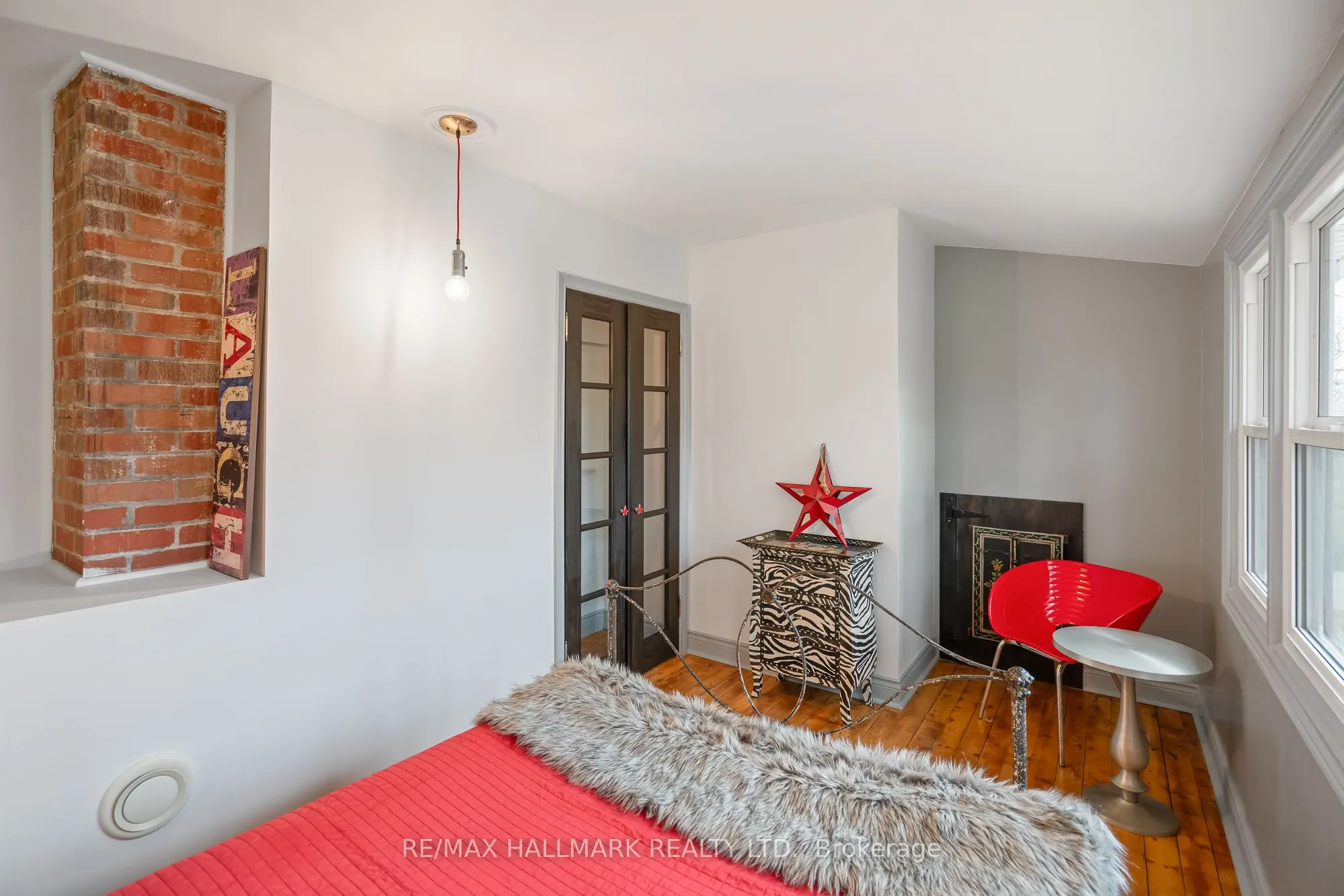 231 Point Abino Road S