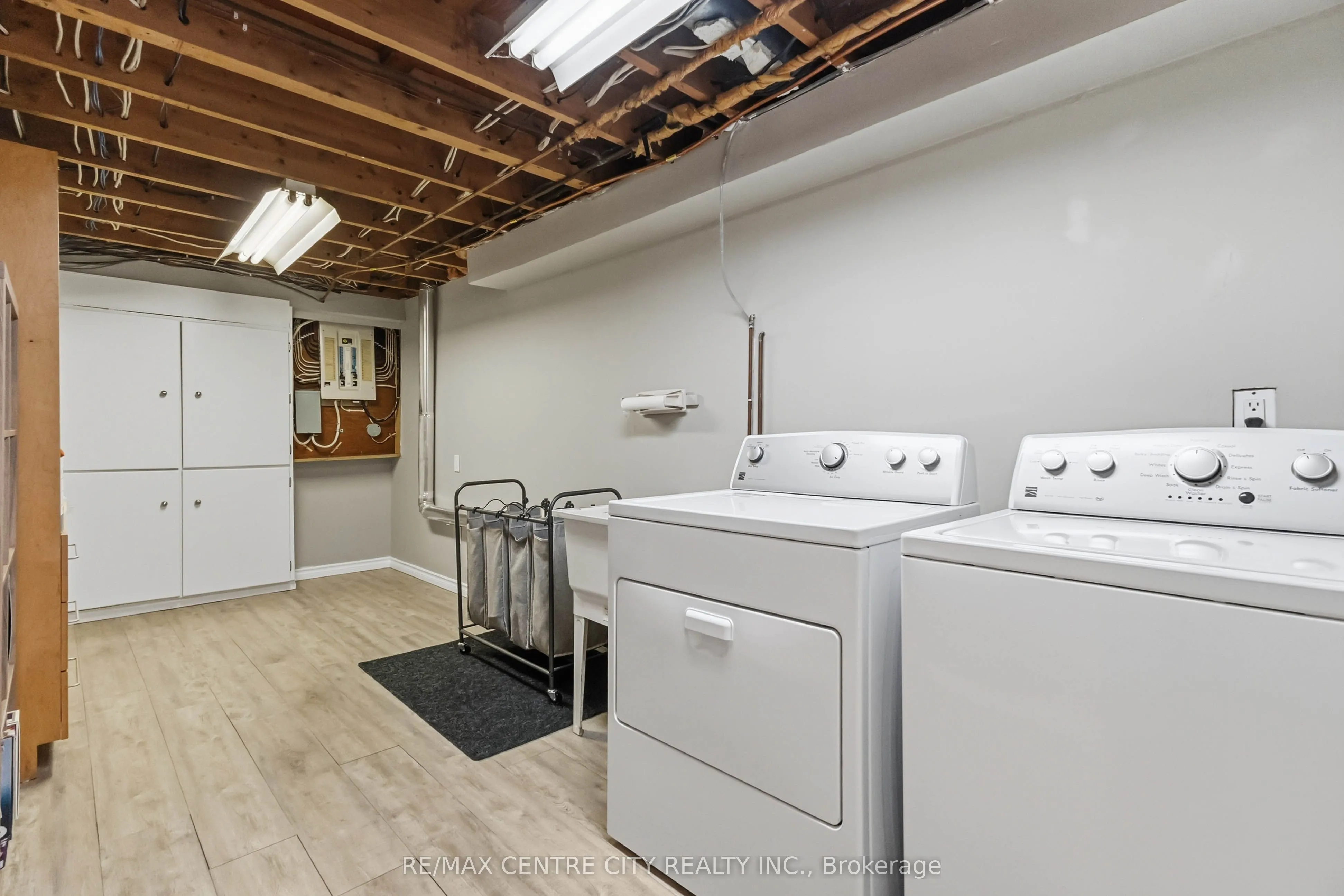 639 Dunboyne Crescent