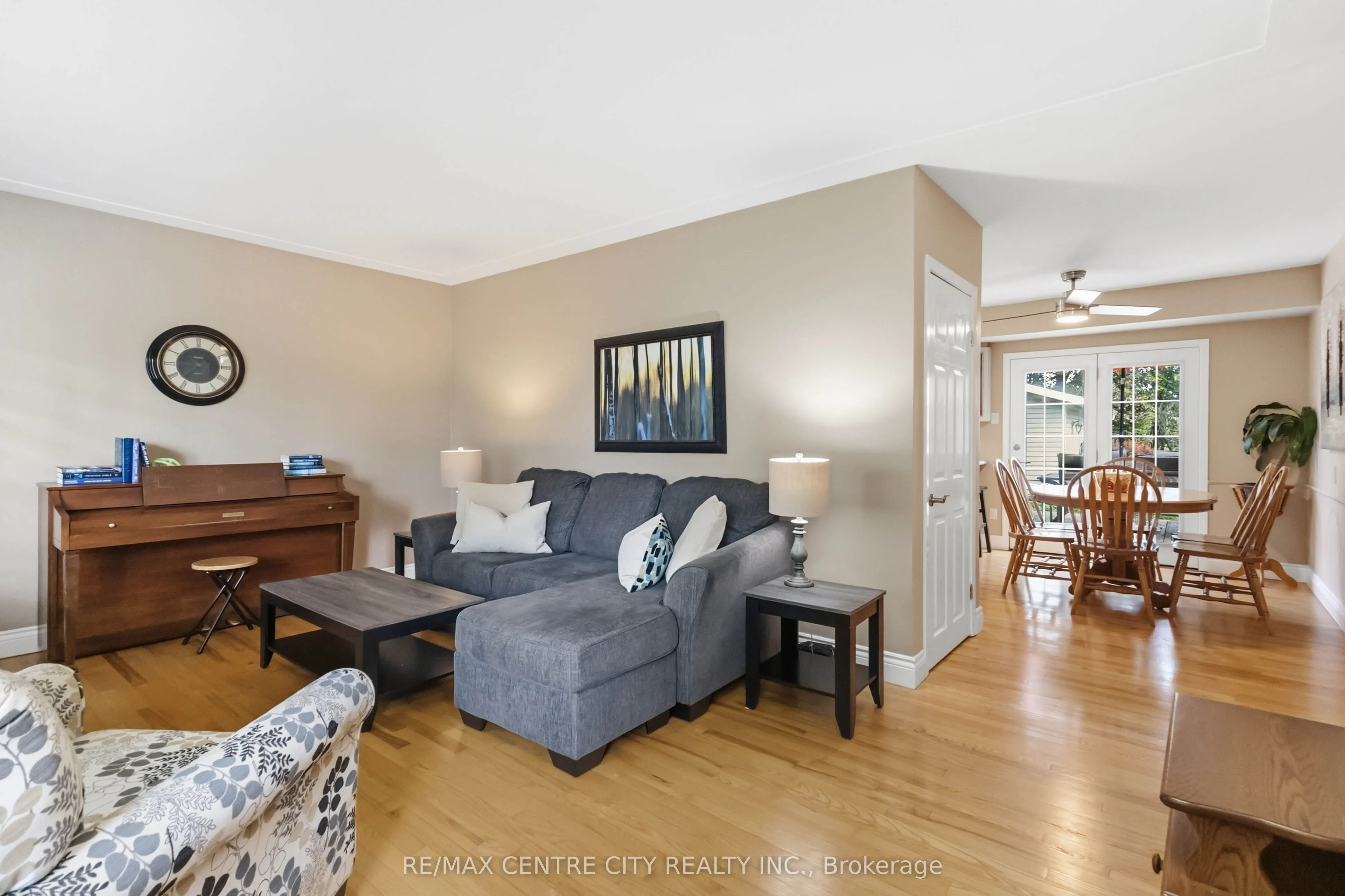 639 Dunboyne Crescent