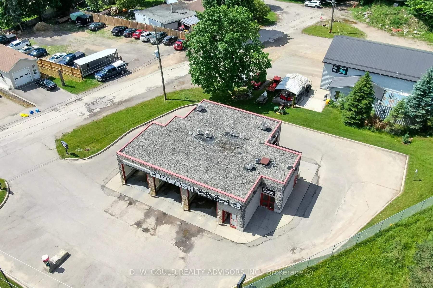 165 Main Street N