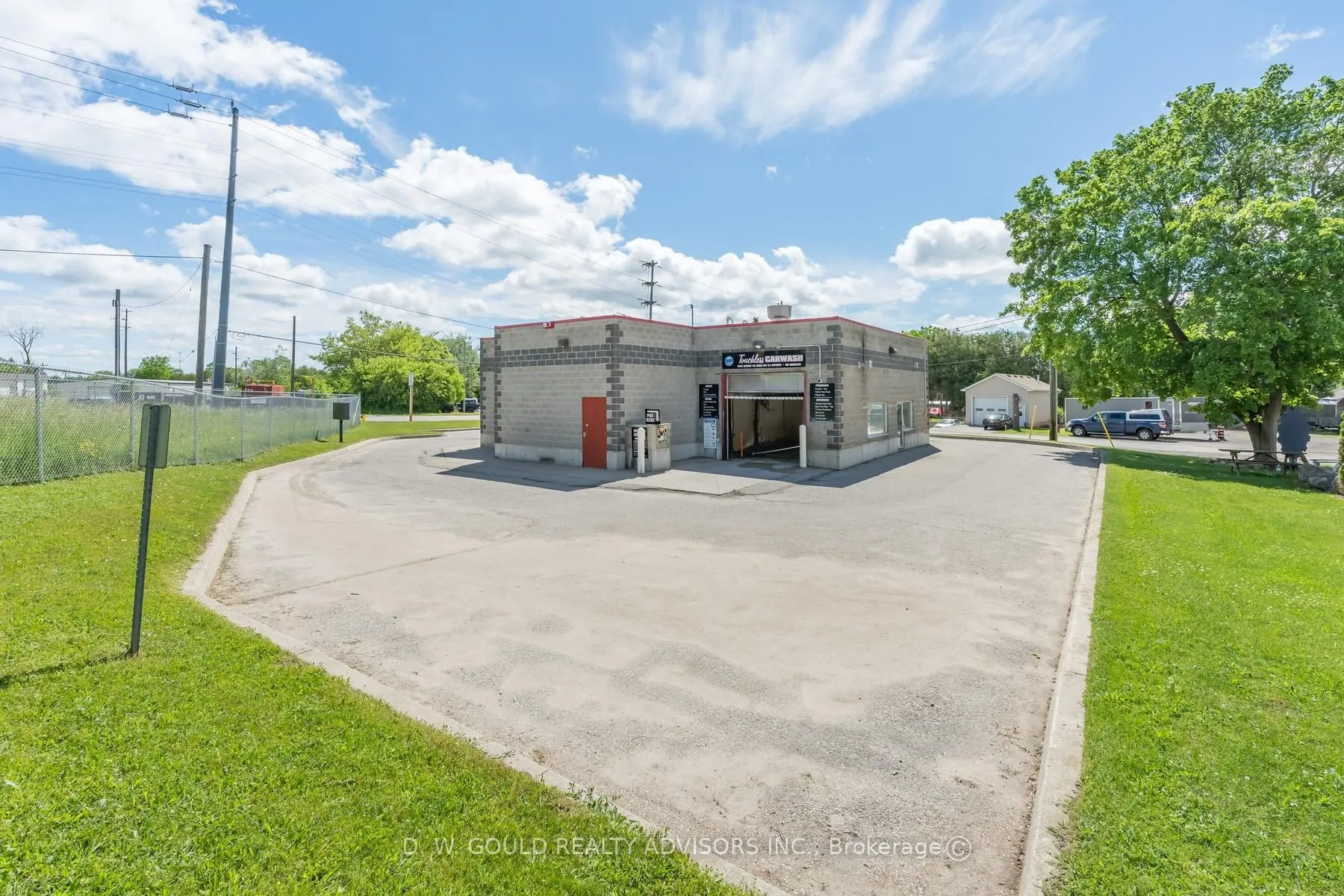 165 Main Street N