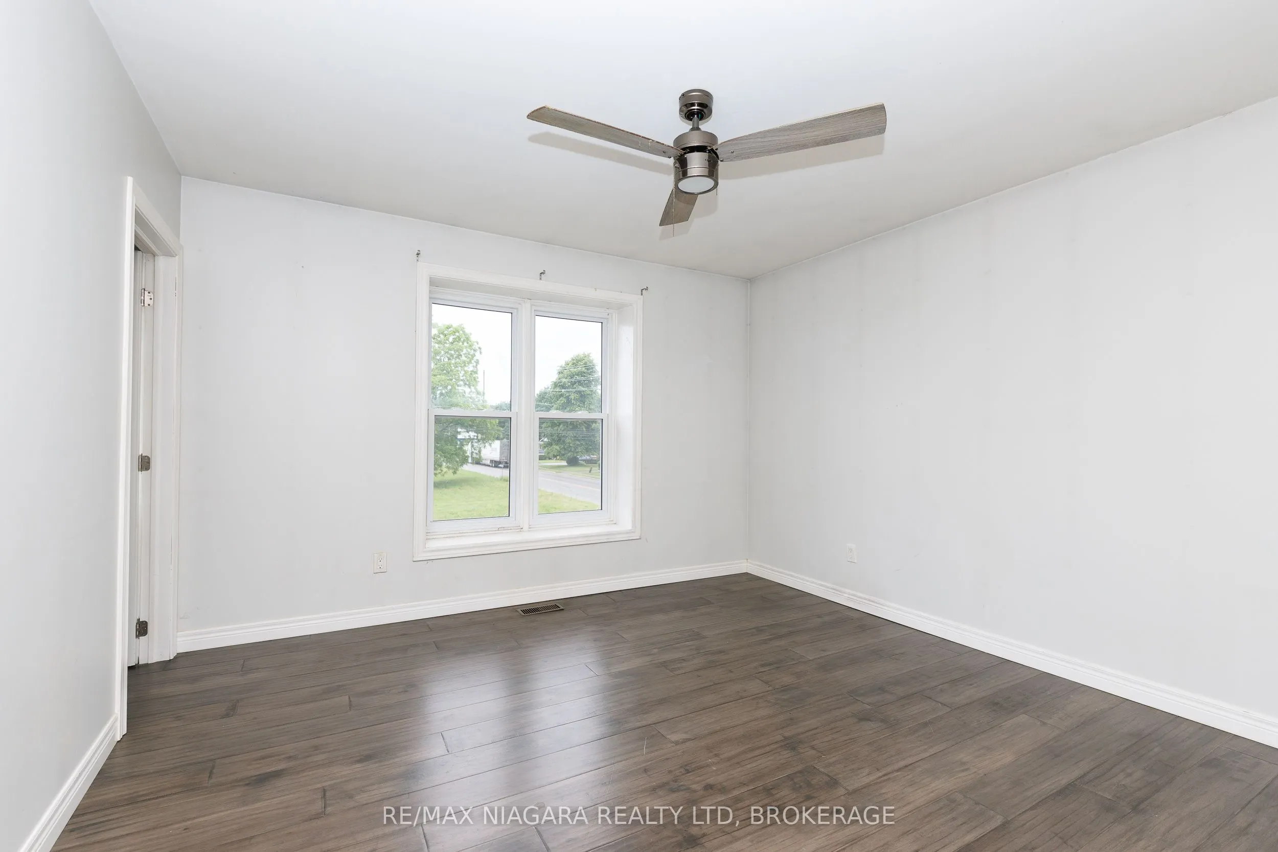 252 Bertie Street #1