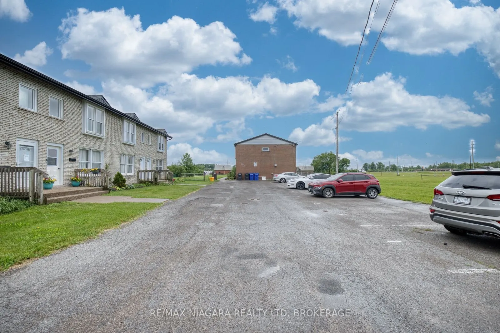 252 Bertie Street #1