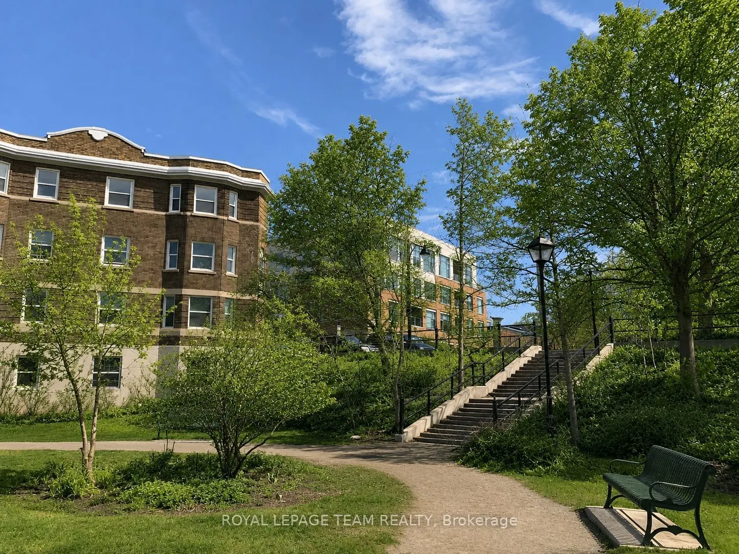 612 Bank Street #14