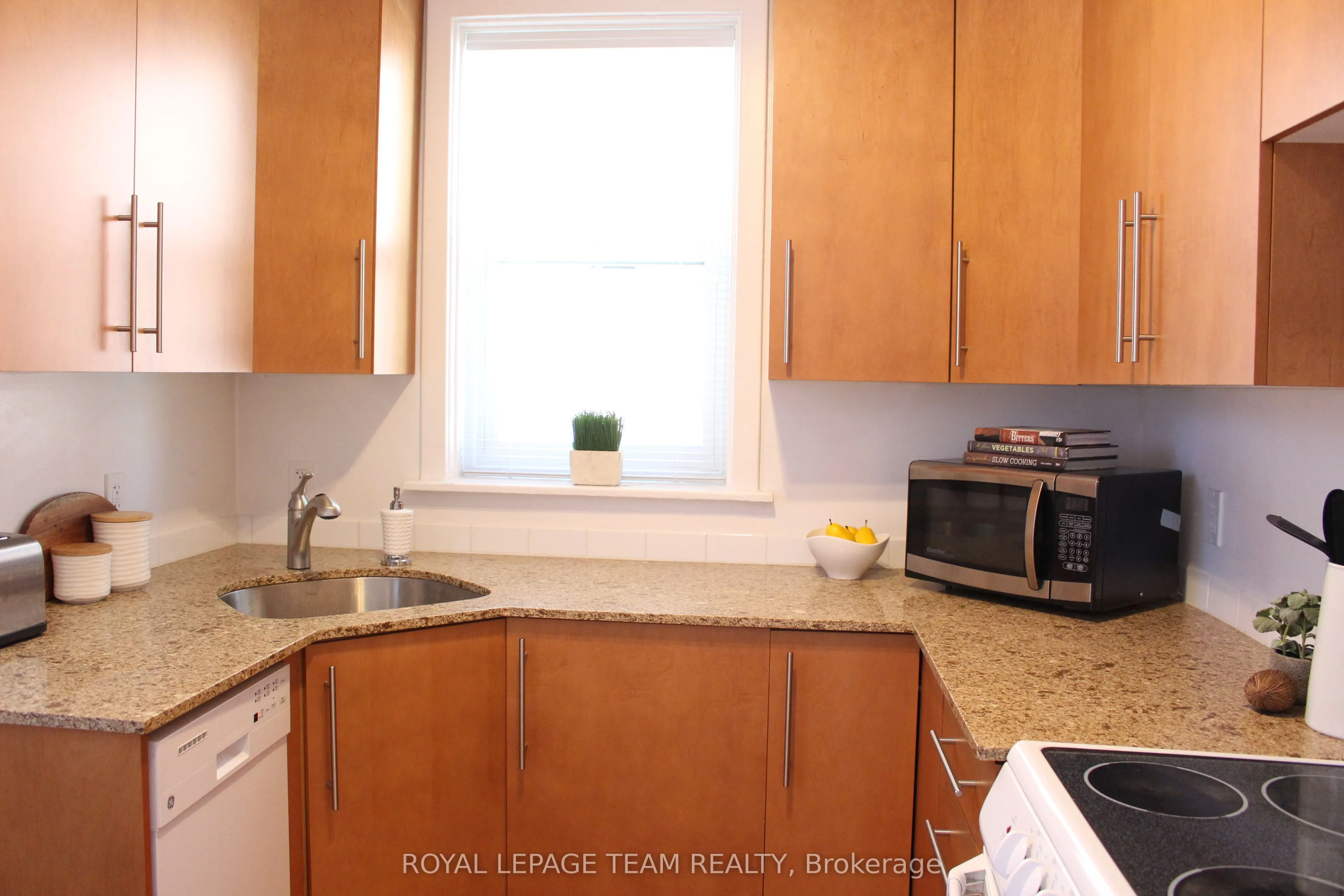 612 Bank Street #14