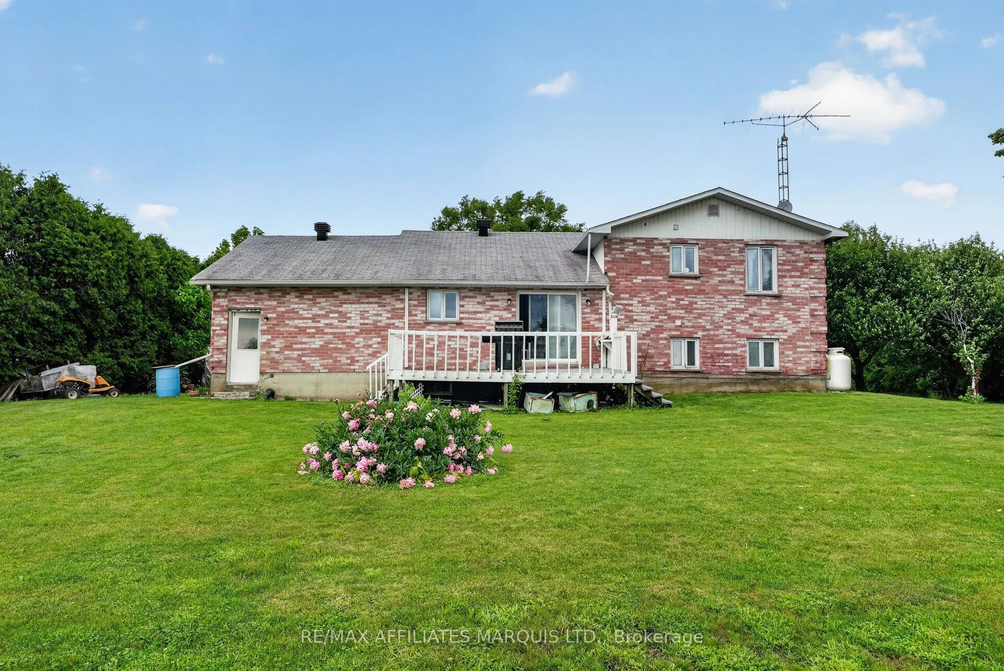 20474 Concession 8 Road