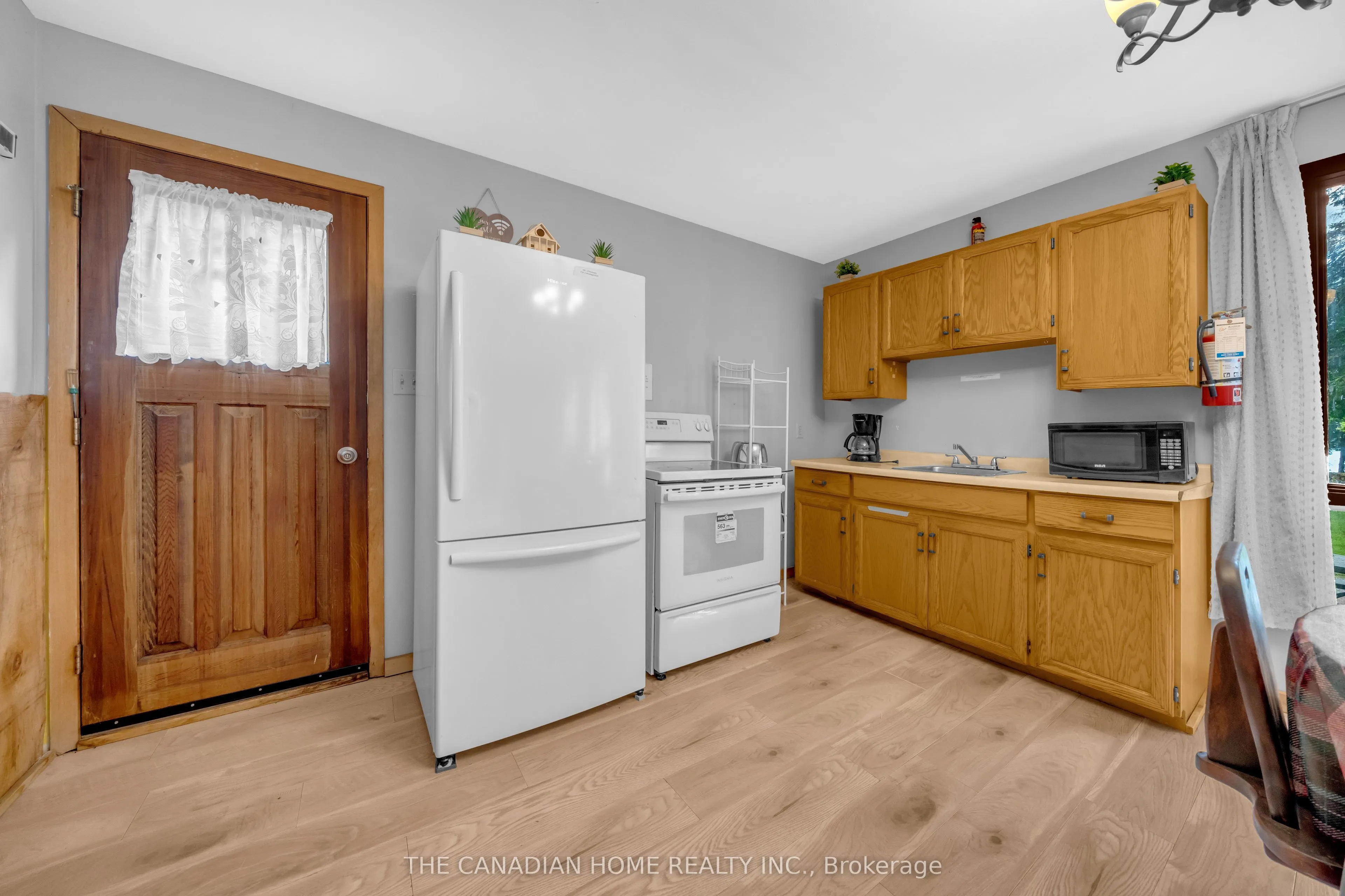 230 - 232 Lake Dalrymple Road #23