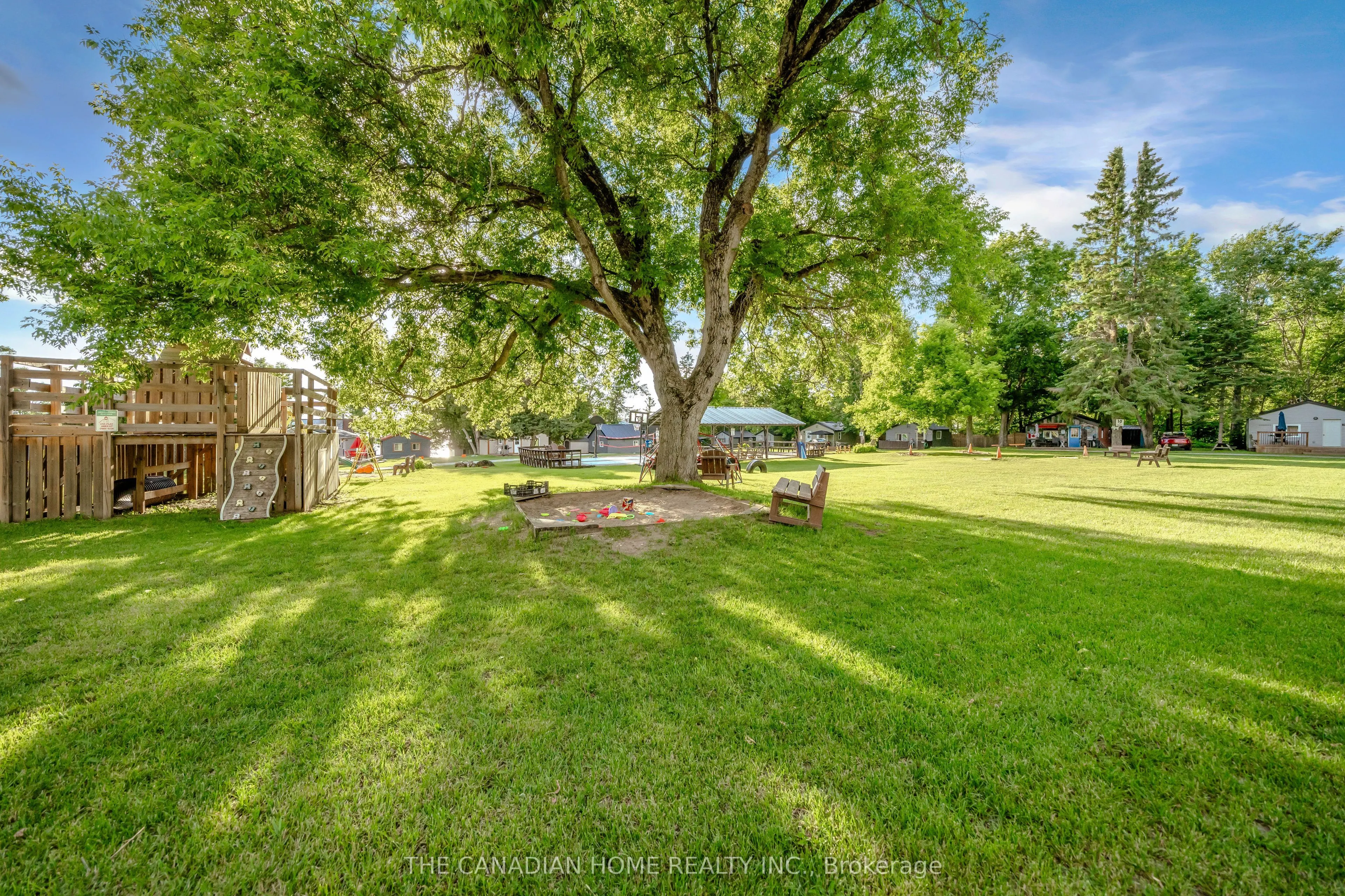 230 - 232 Lake Dalrymple Road #23