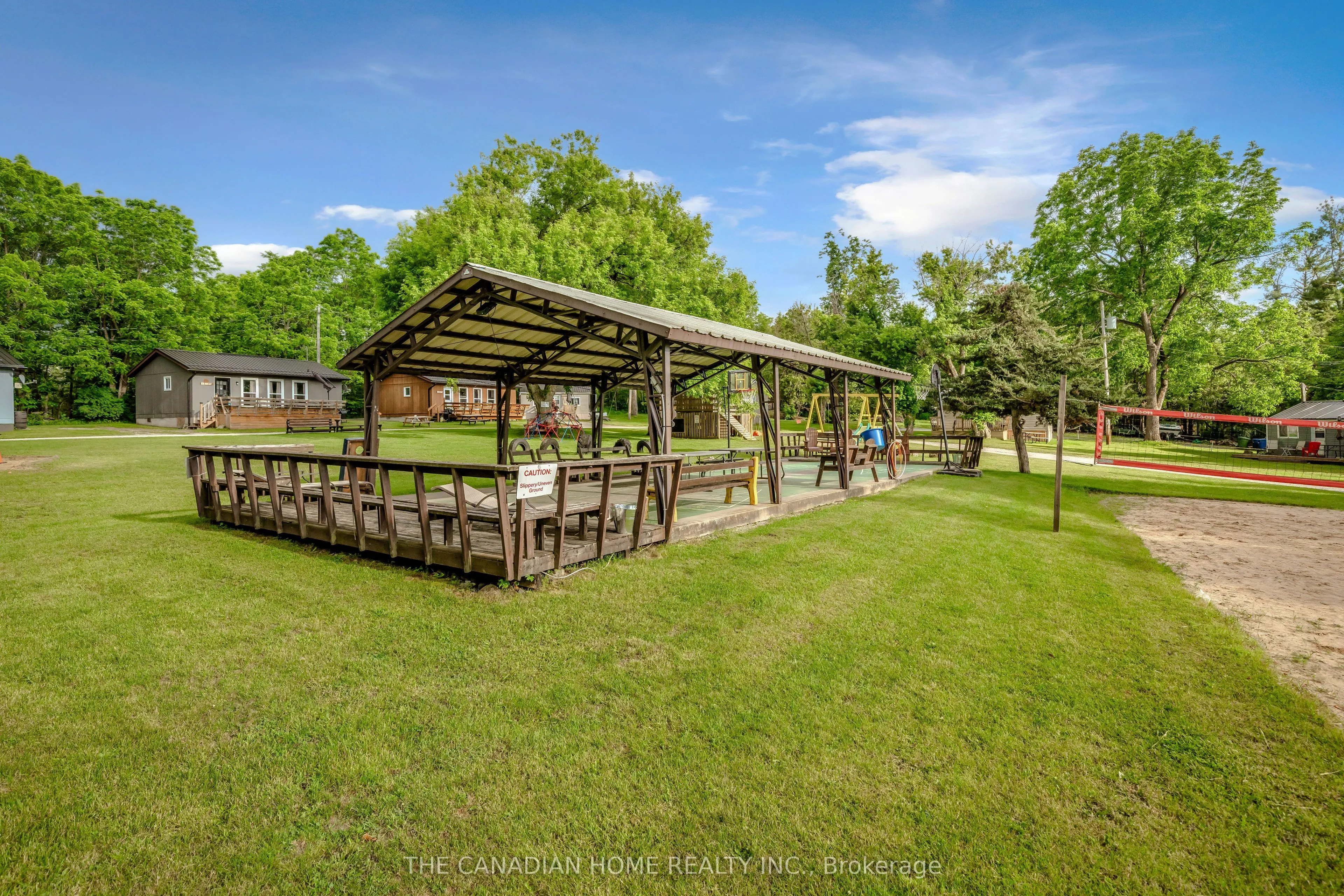 230 - 232 Lake Dalrymple Road #23