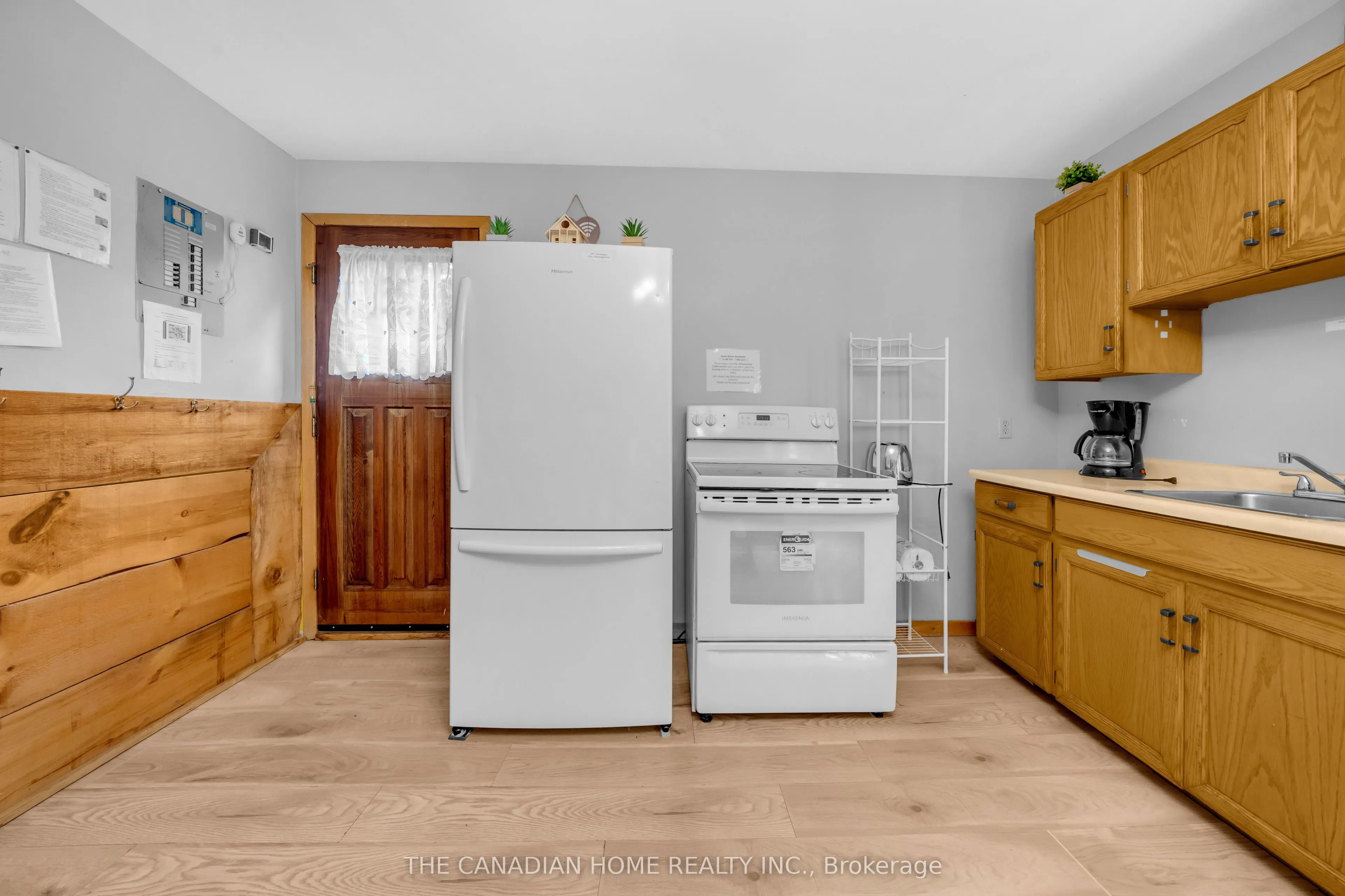 230 - 232 Lake Dalrymple Road #23