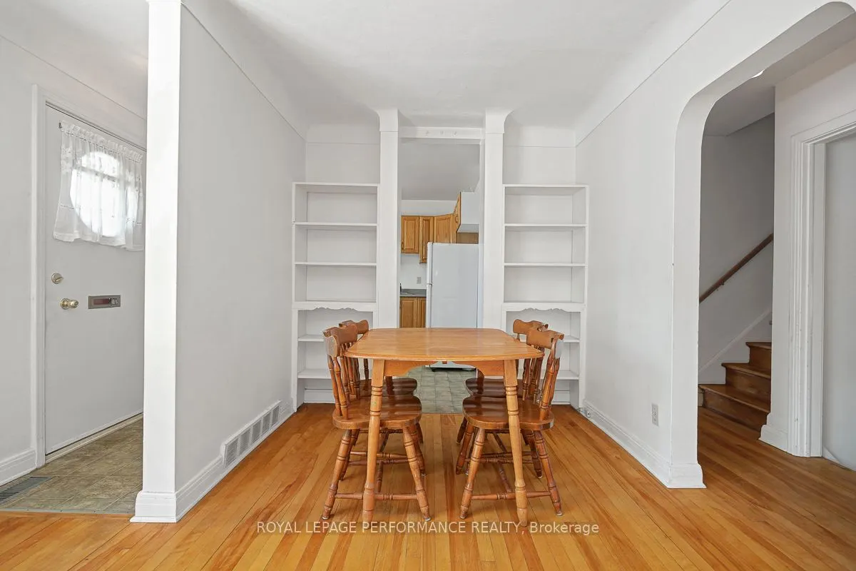 535 Dunbrack Street
