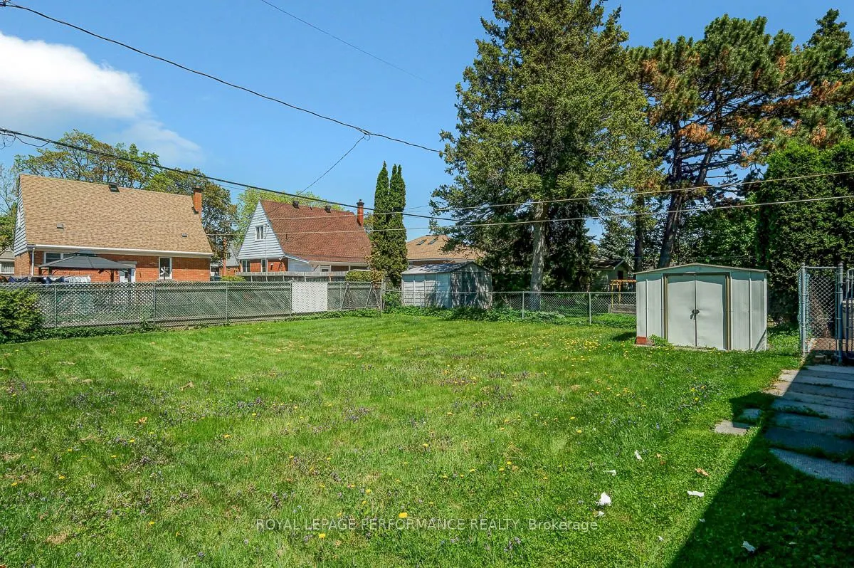 535 Dunbrack Street