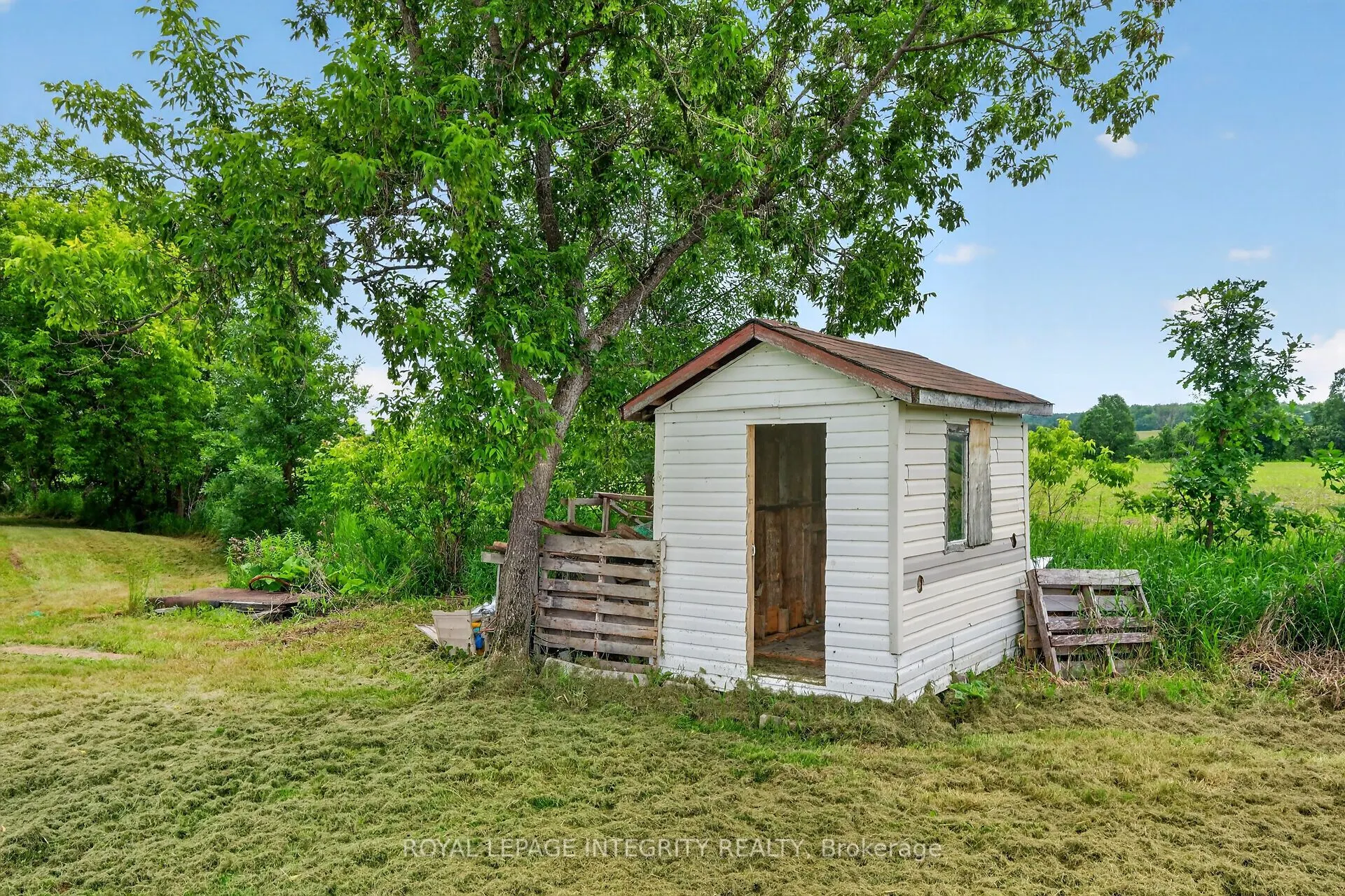 3156 Old Highway 17 Road