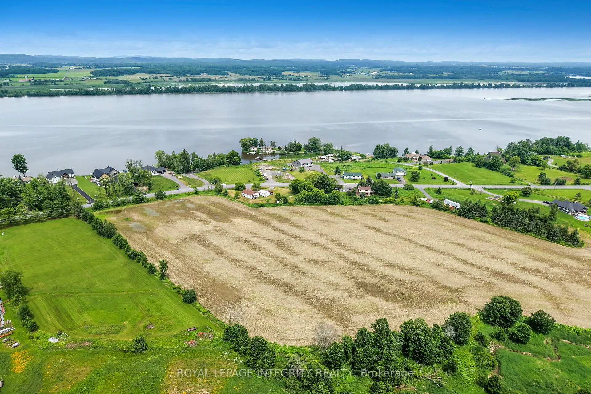 3156 Old Highway 17 Road
