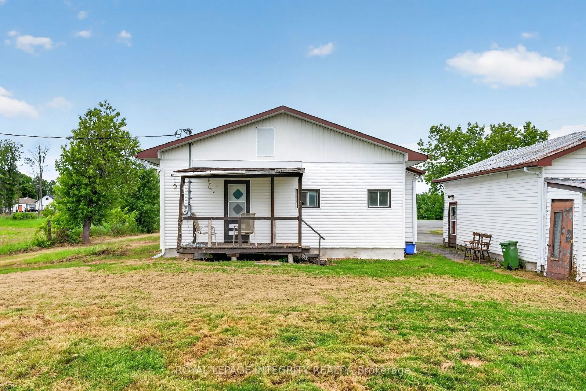 3156 Old Highway 17 Road