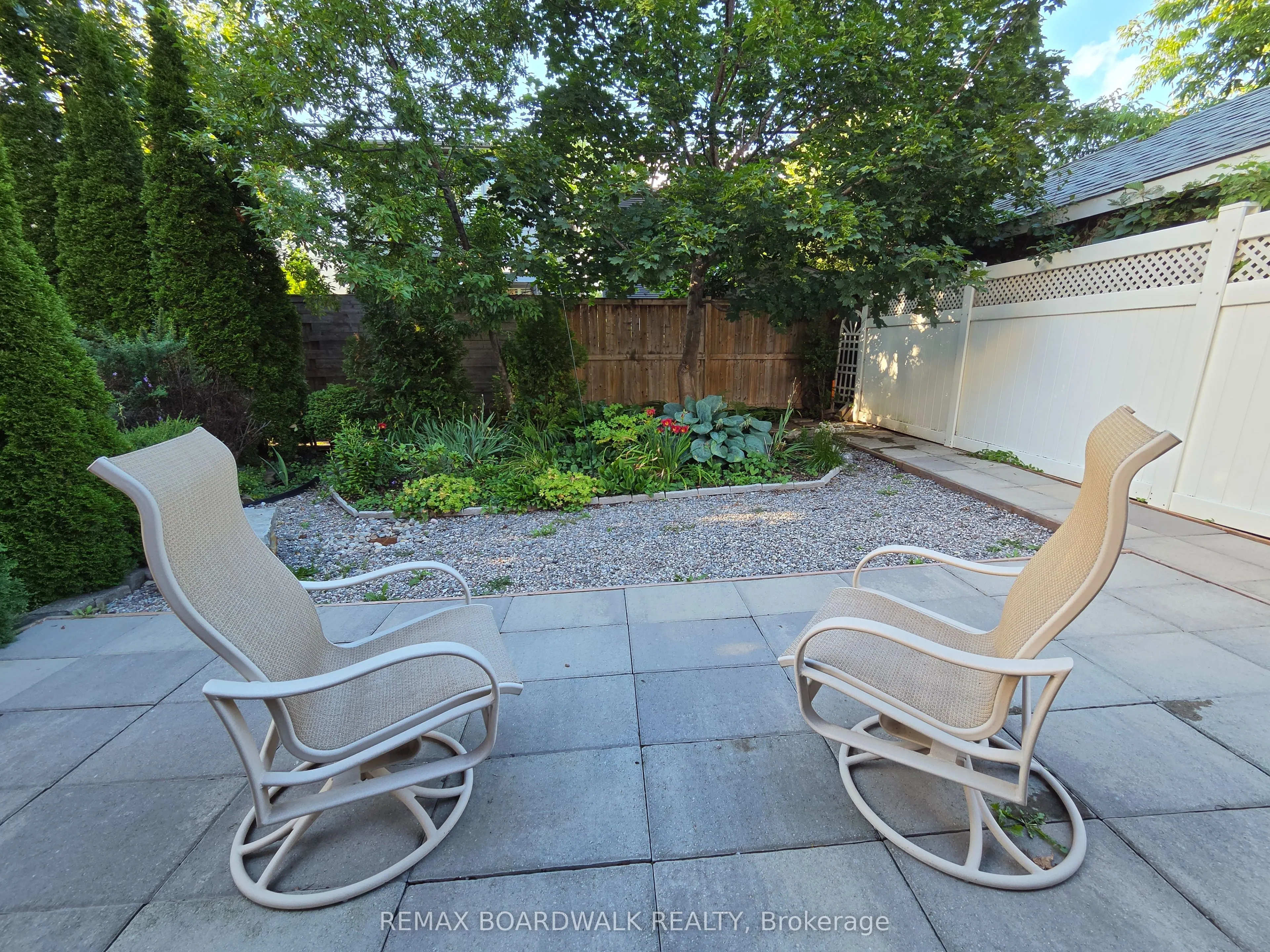 51 Drouin Avenue
