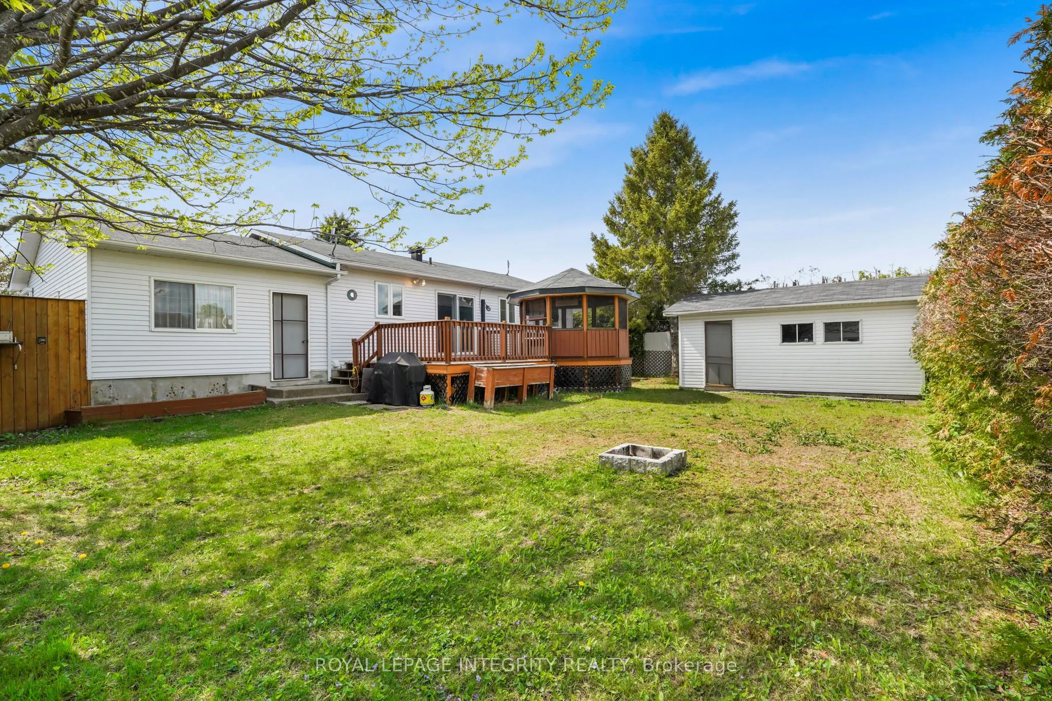 84 Lalande Crescent