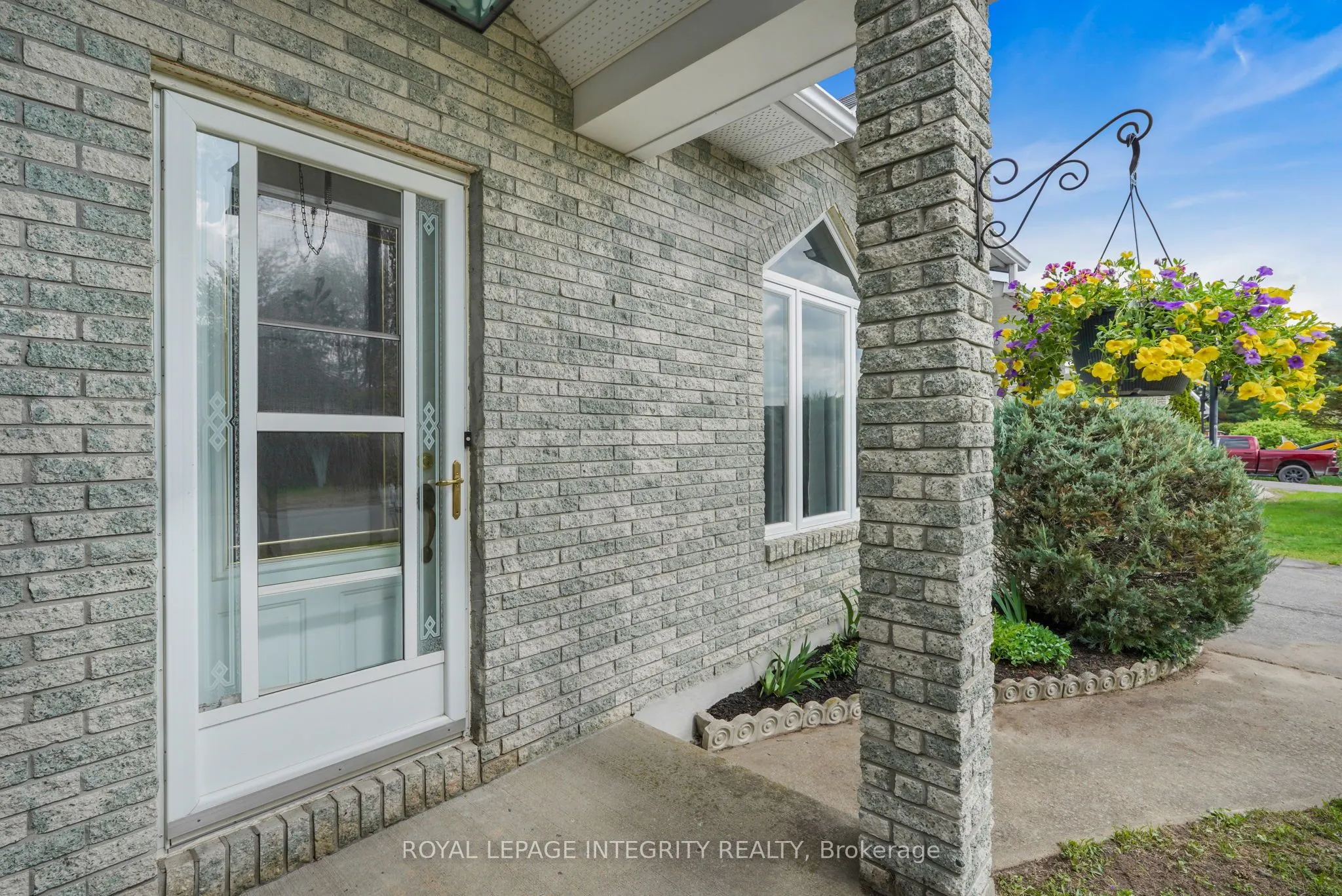 84 Lalande Crescent