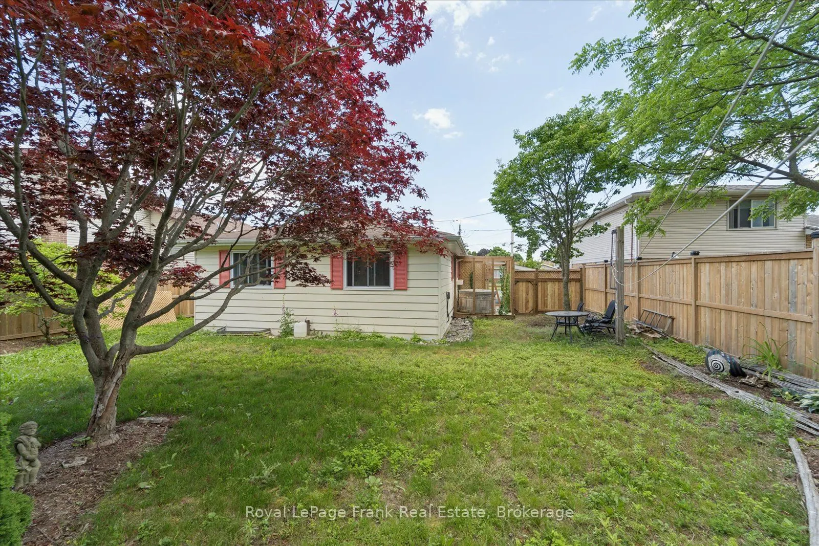 544 Maher Crescent