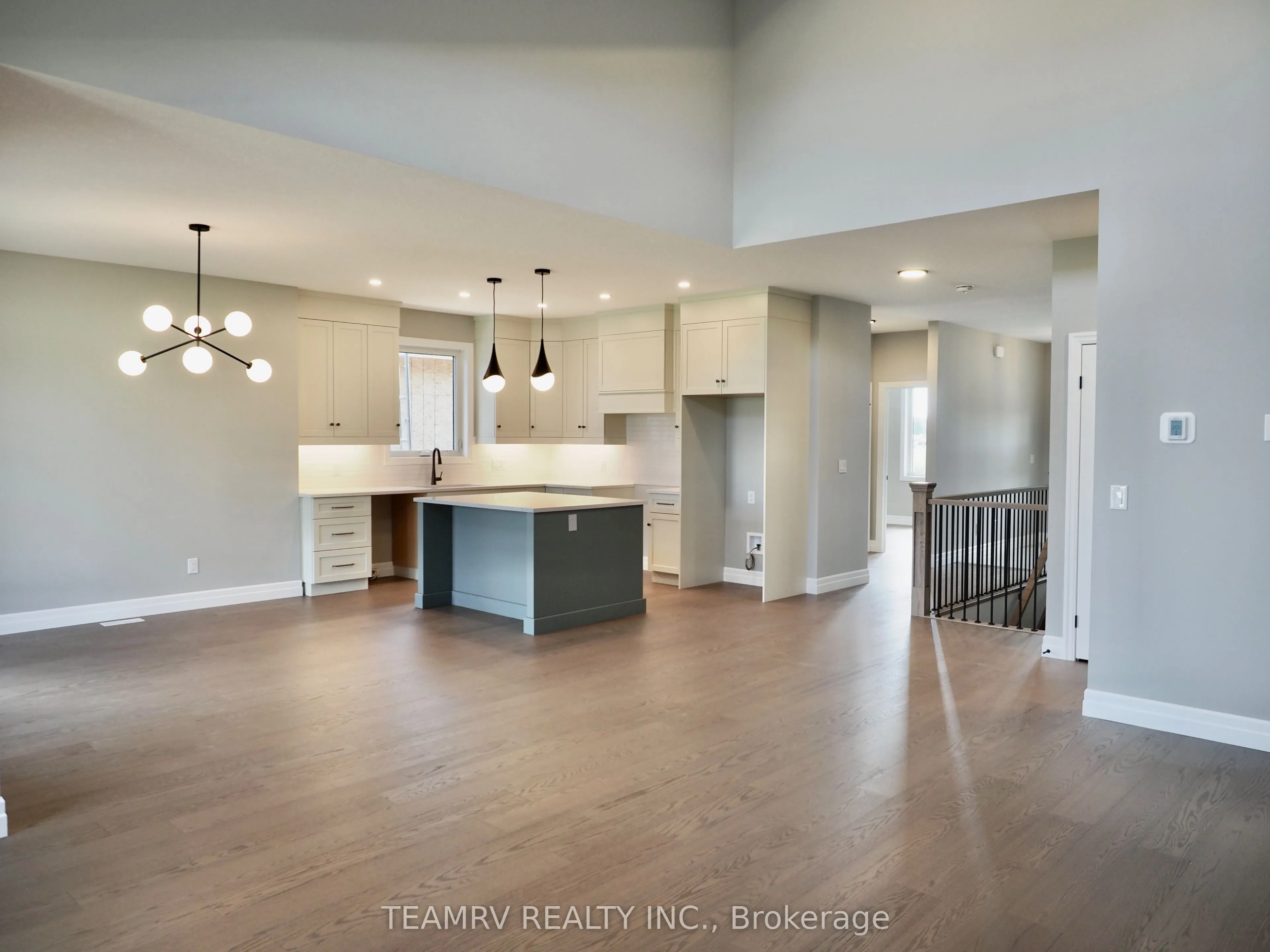 17 DARROW Drive