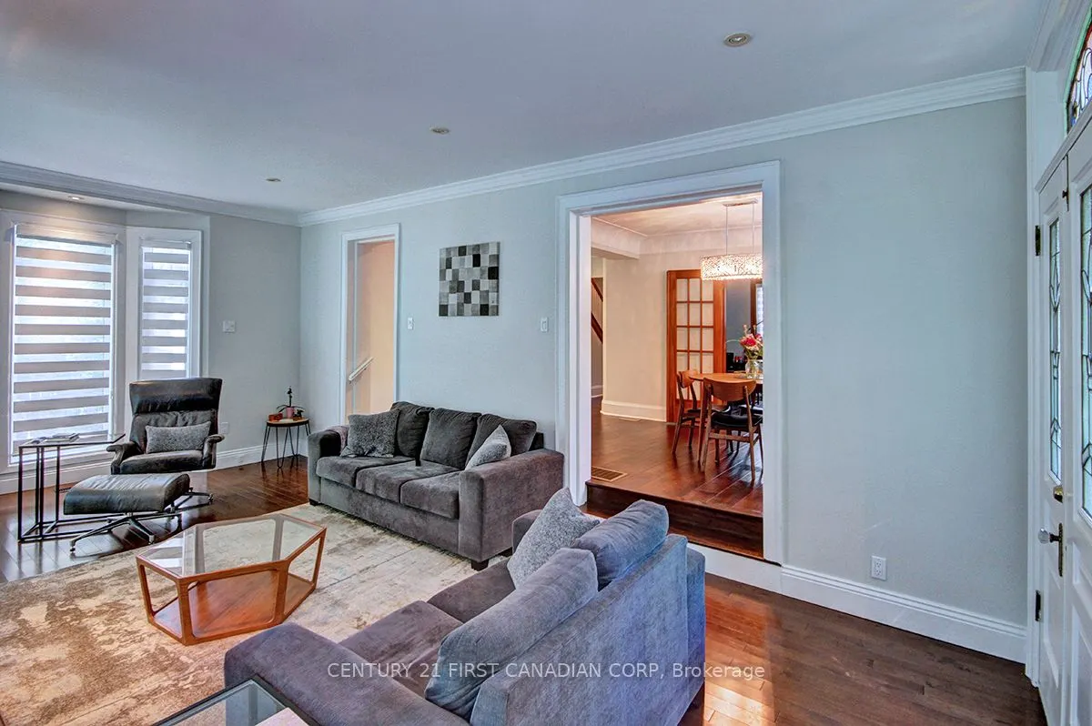 4 JERSEYVILLE Road E