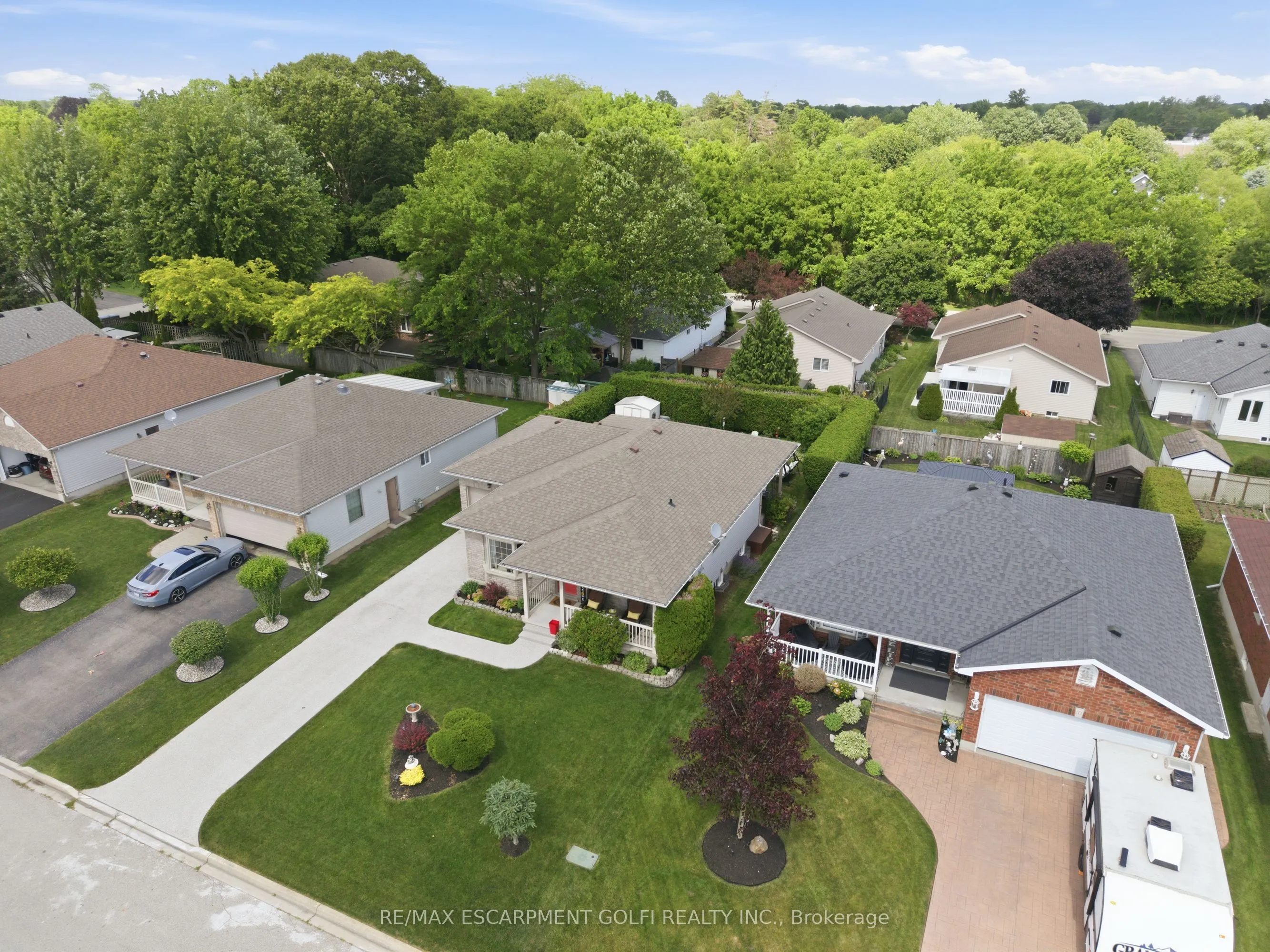 12 Schneider Drive
