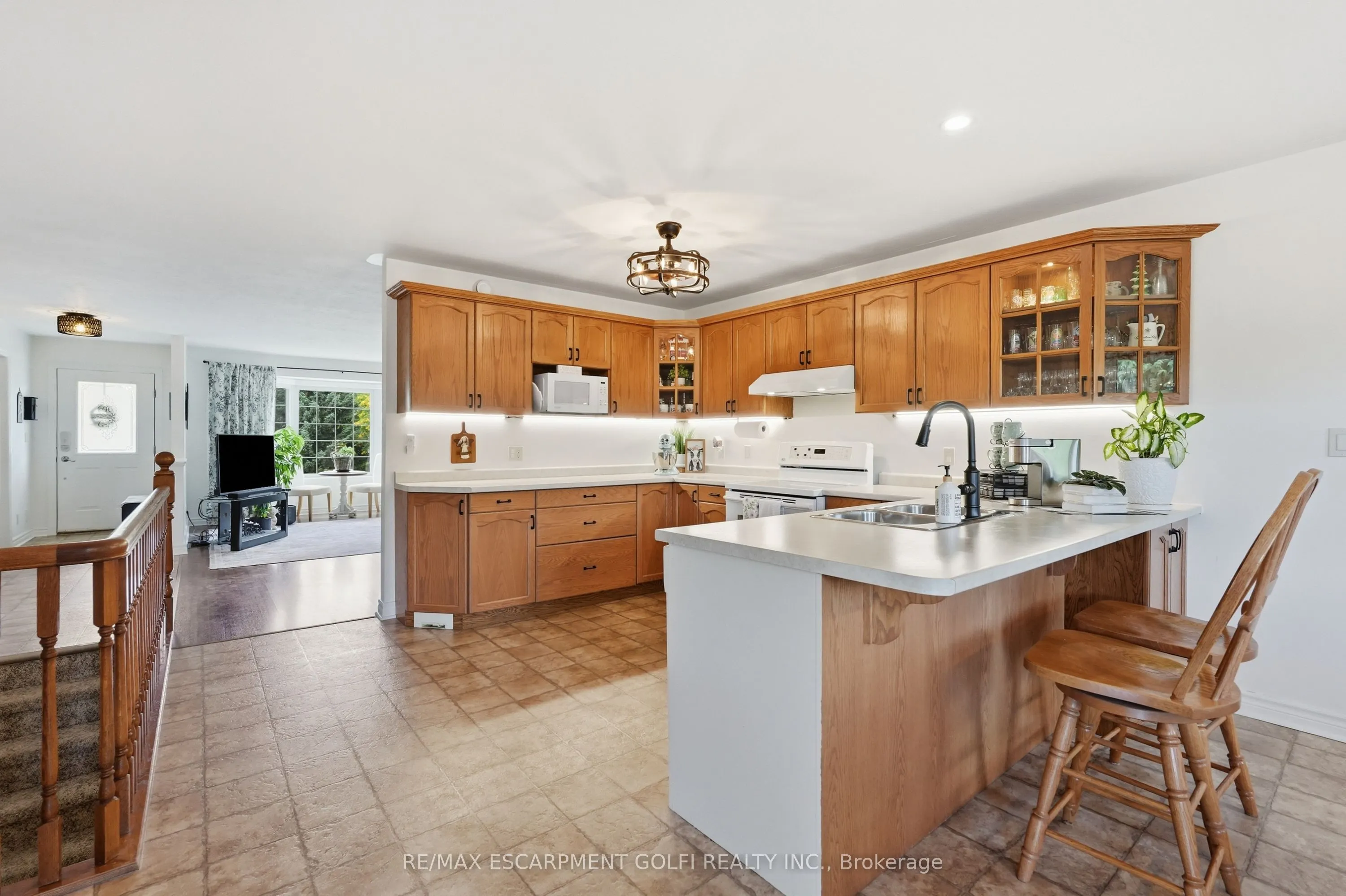 12 Schneider Drive
