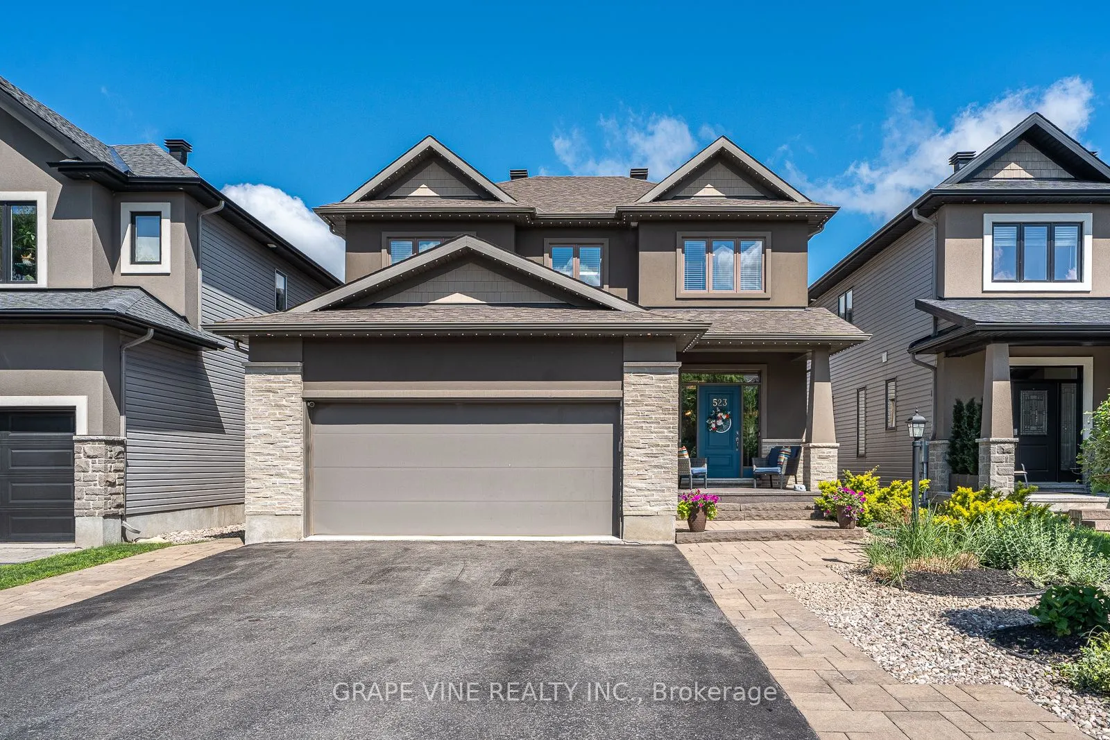 523 Adamson Crescent