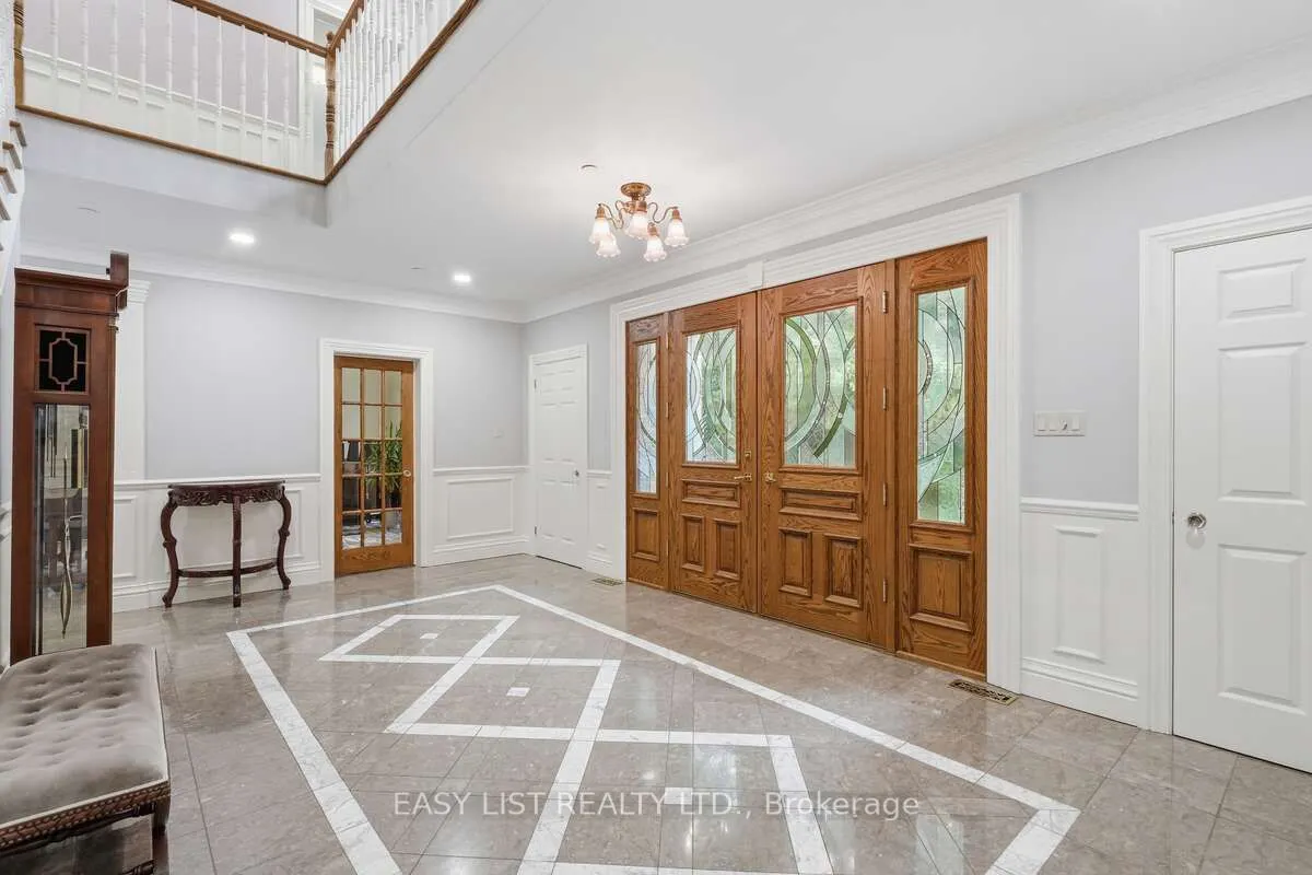 28 Marchbrook Circle