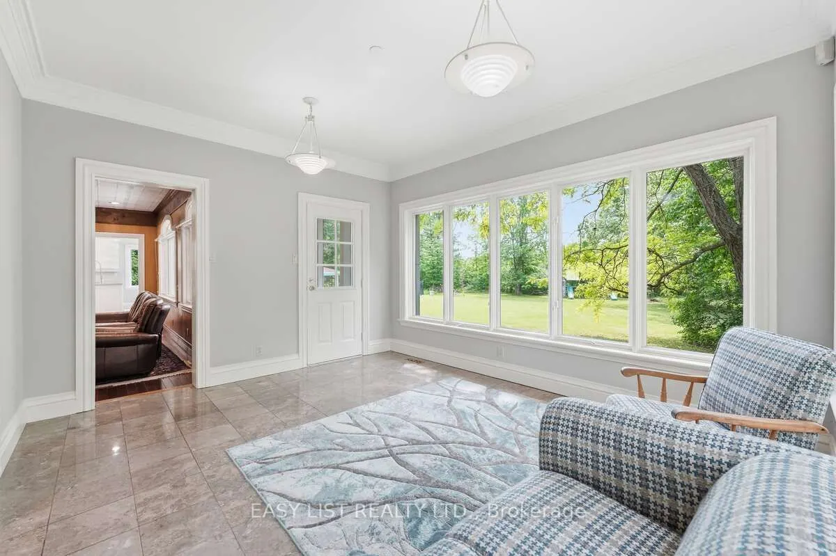 28 Marchbrook Circle