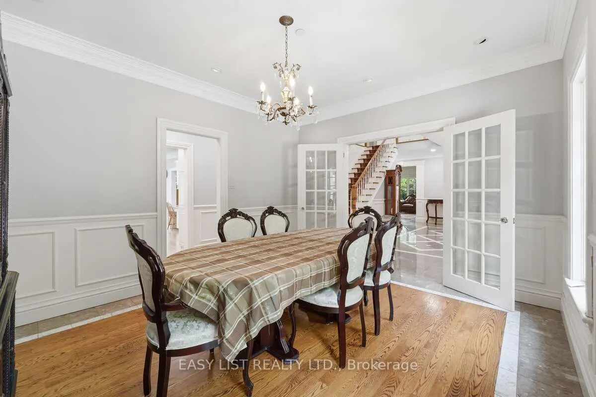 28 Marchbrook Circle