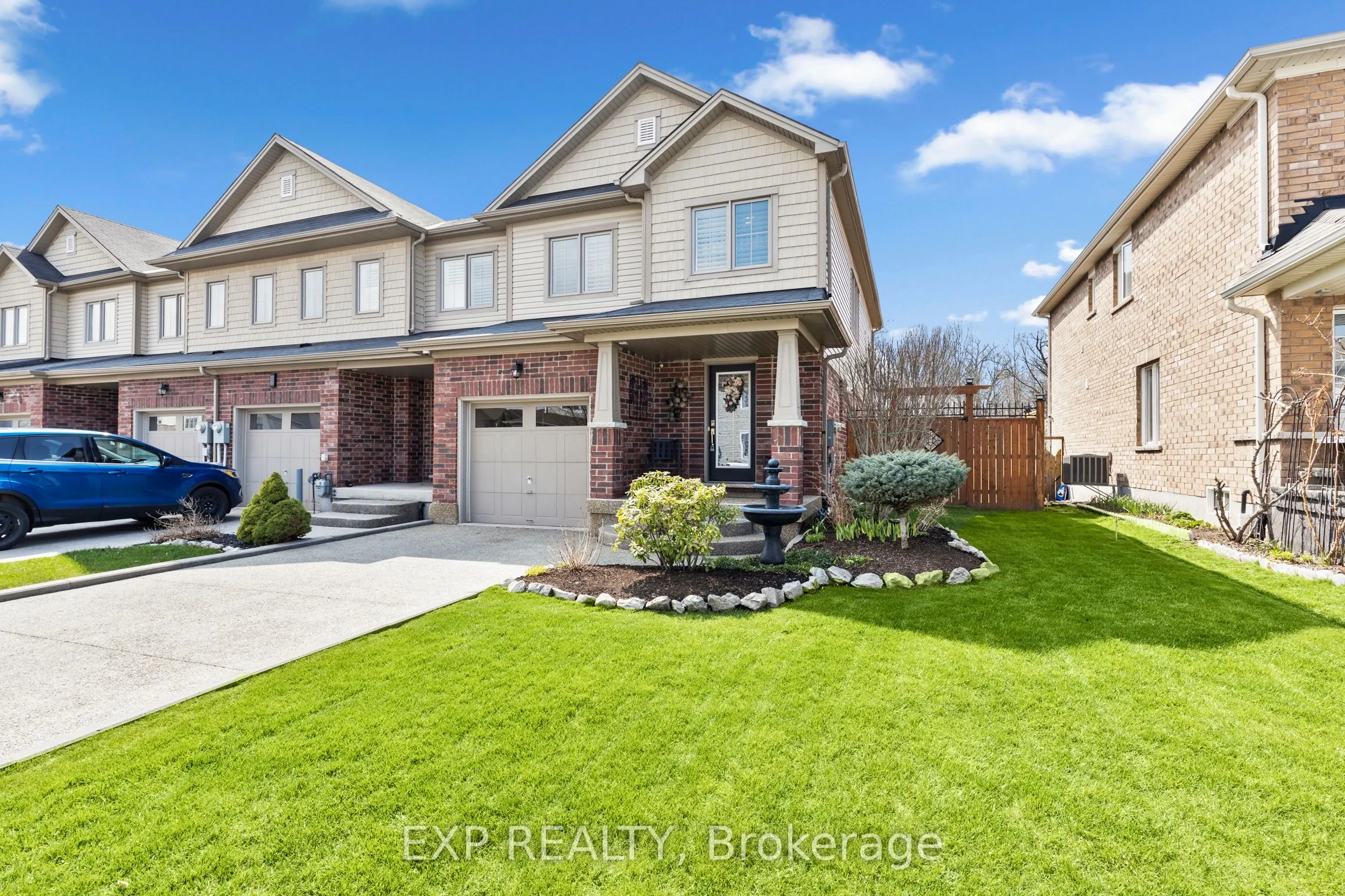 8679 Dogwood Crescent