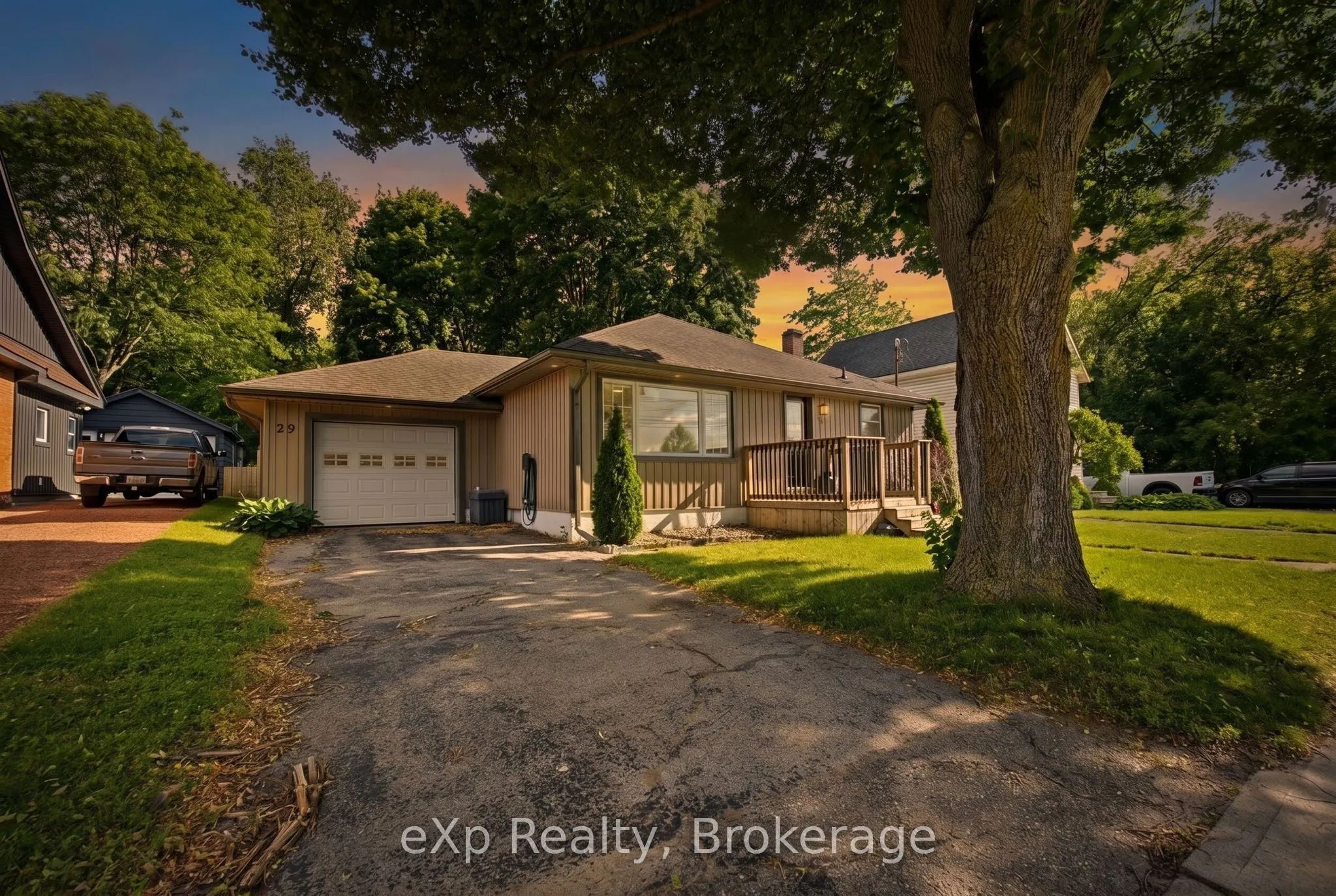 29 Concession Street E