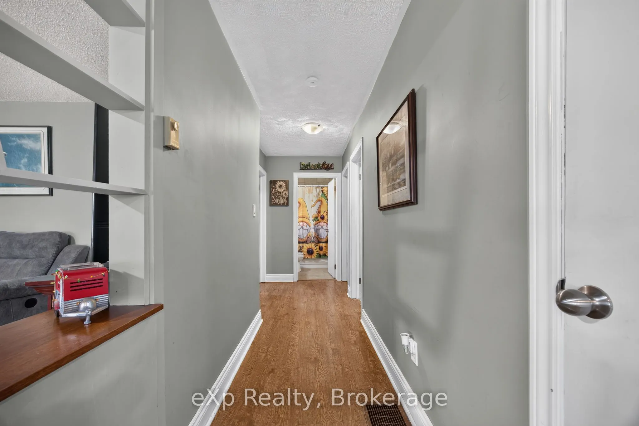29 Concession Street E
