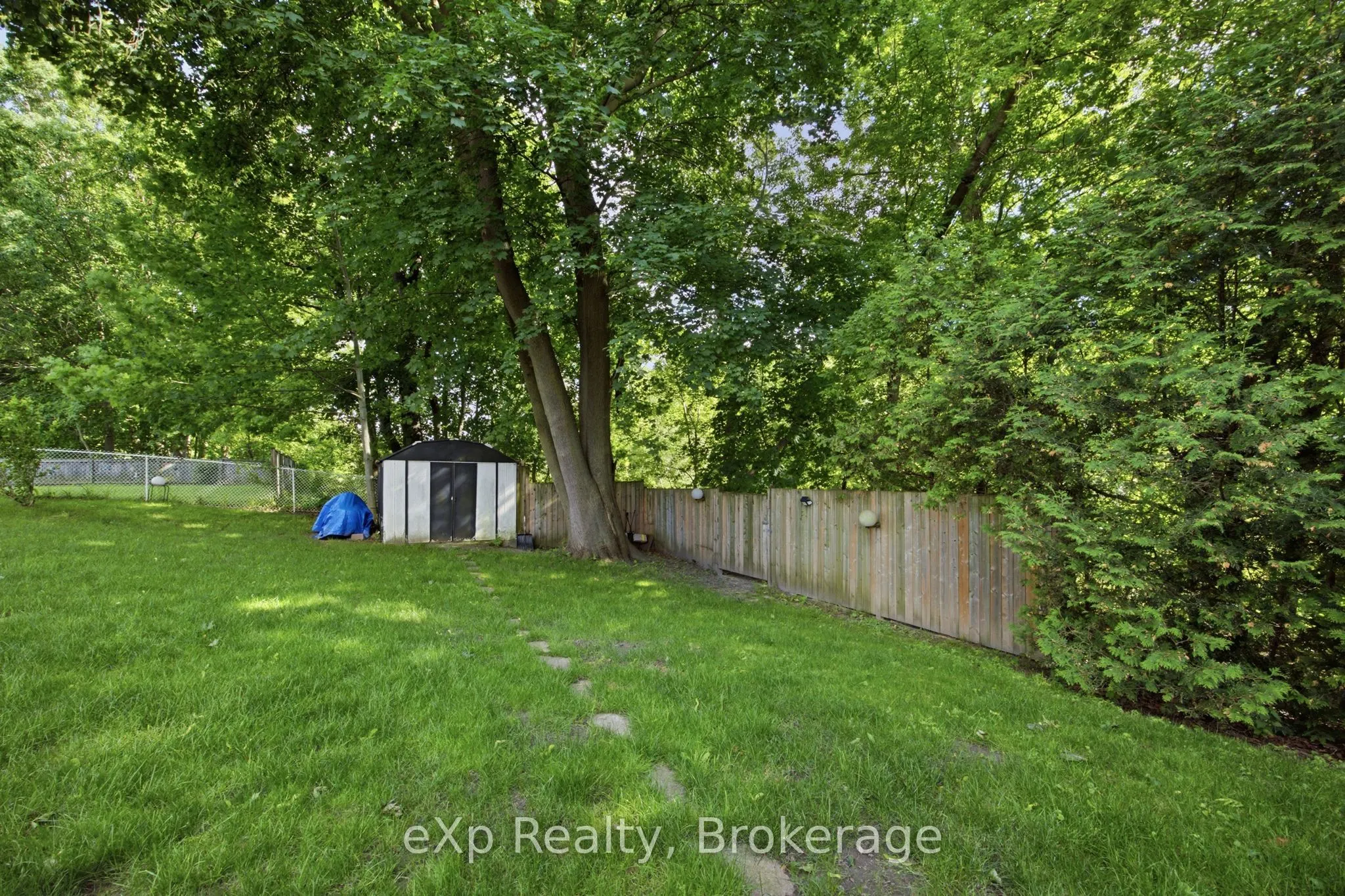 29 Concession Street E