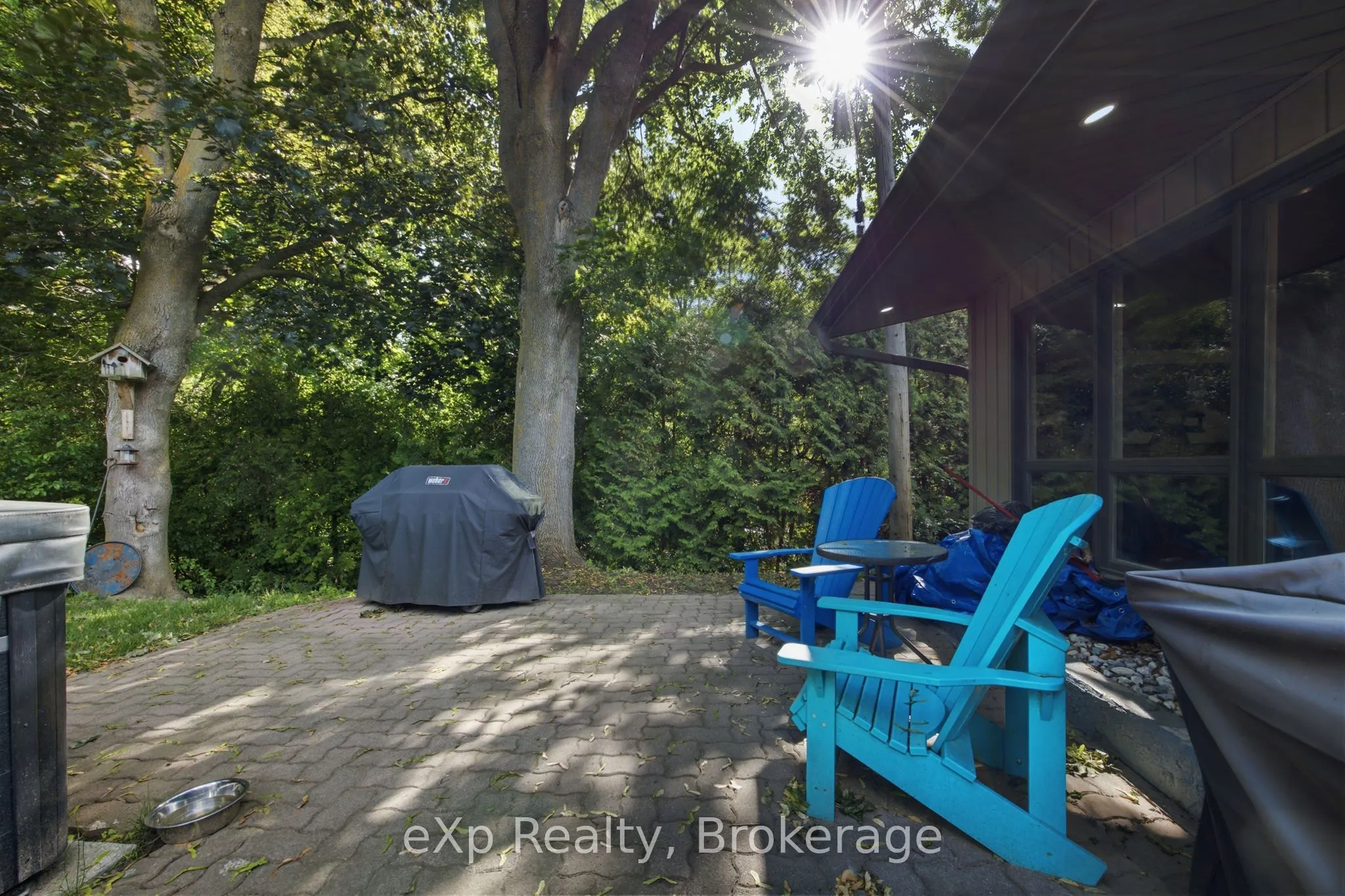 29 Concession Street E