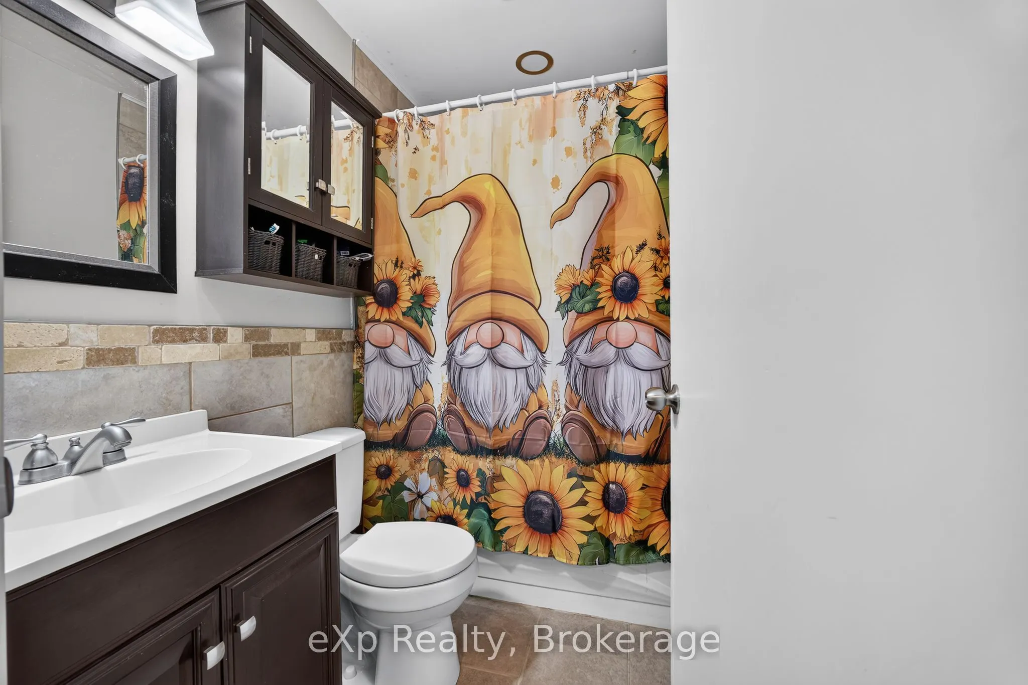 29 Concession Street E