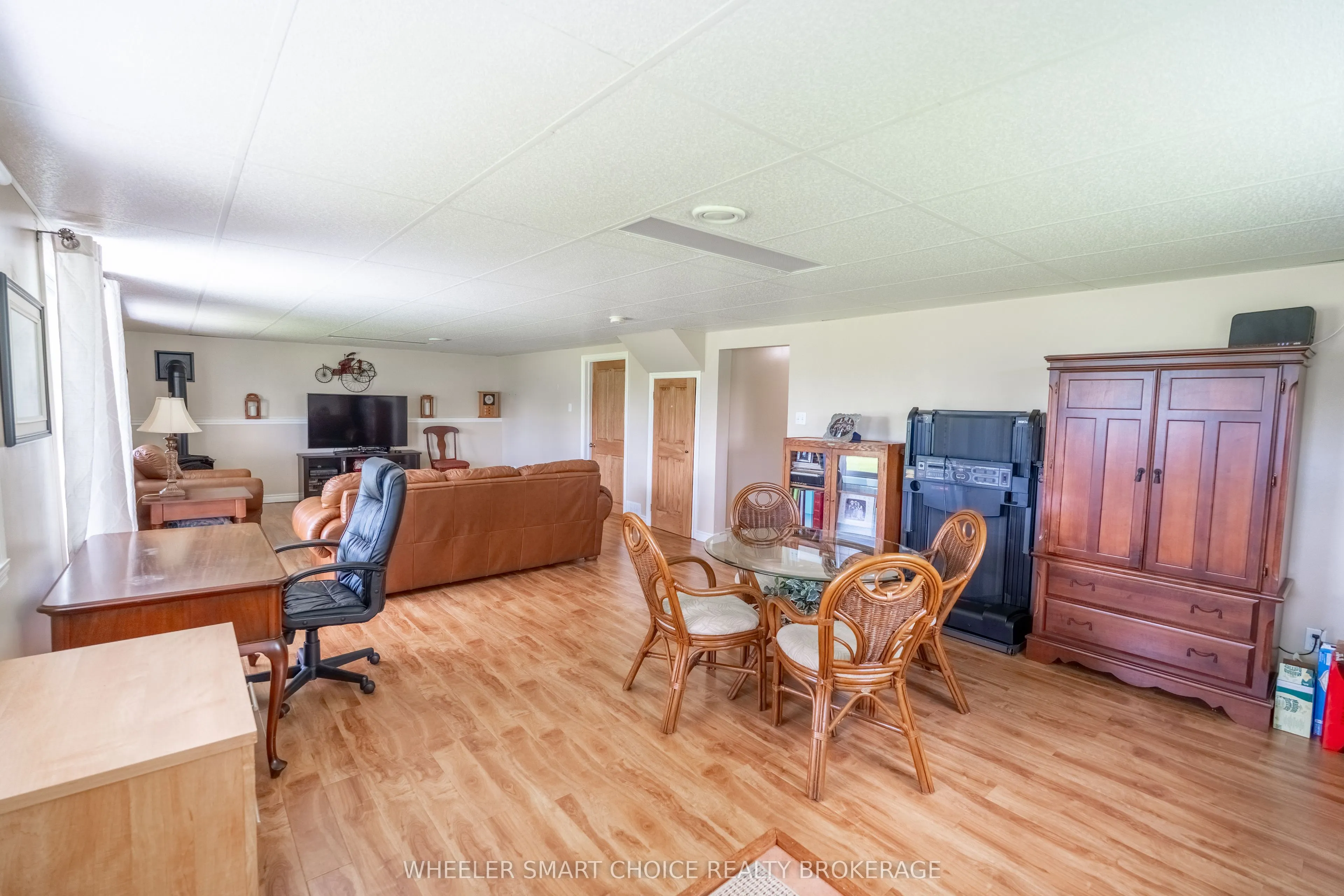 6086 Cashion Road