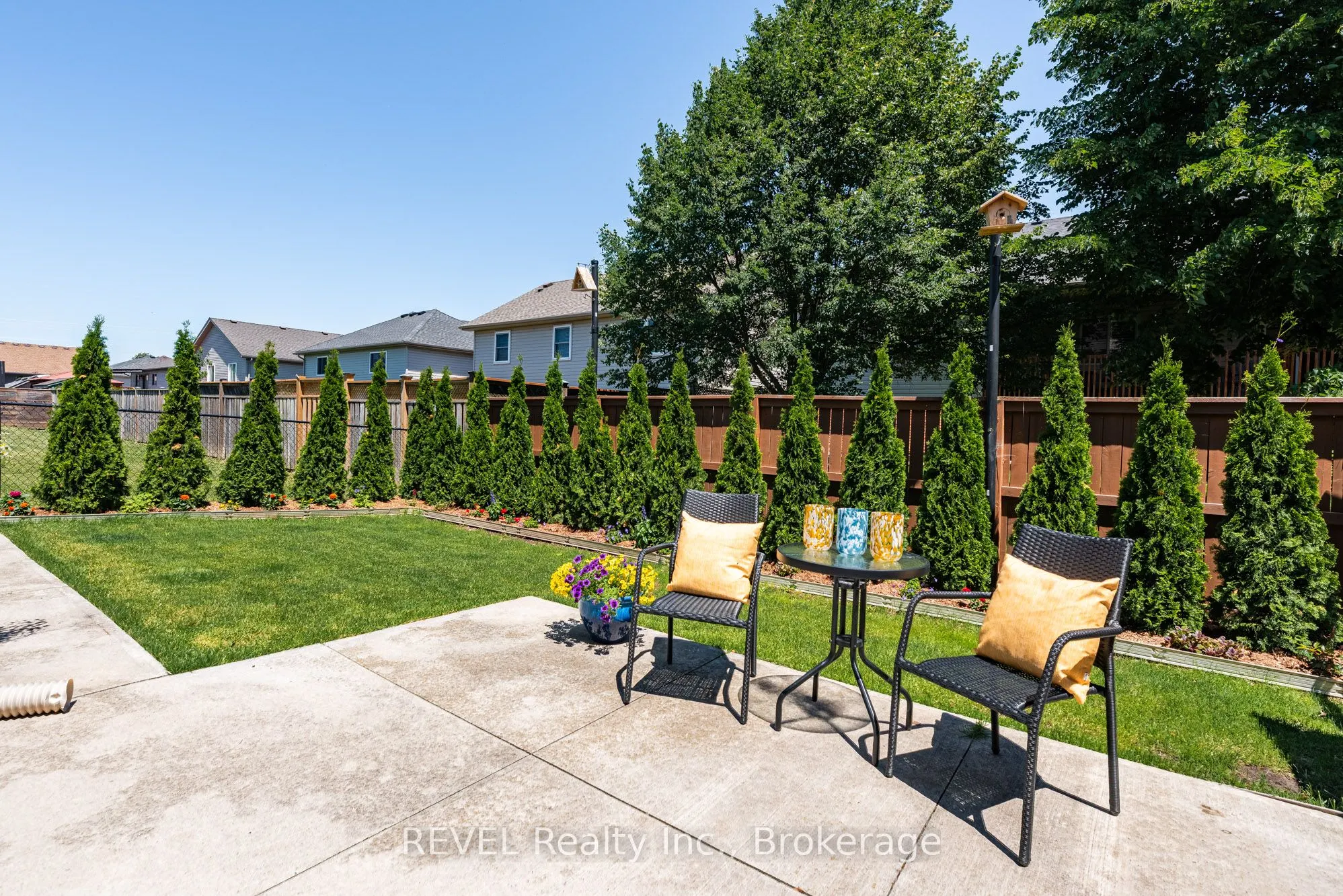 19 Francesco Crescent