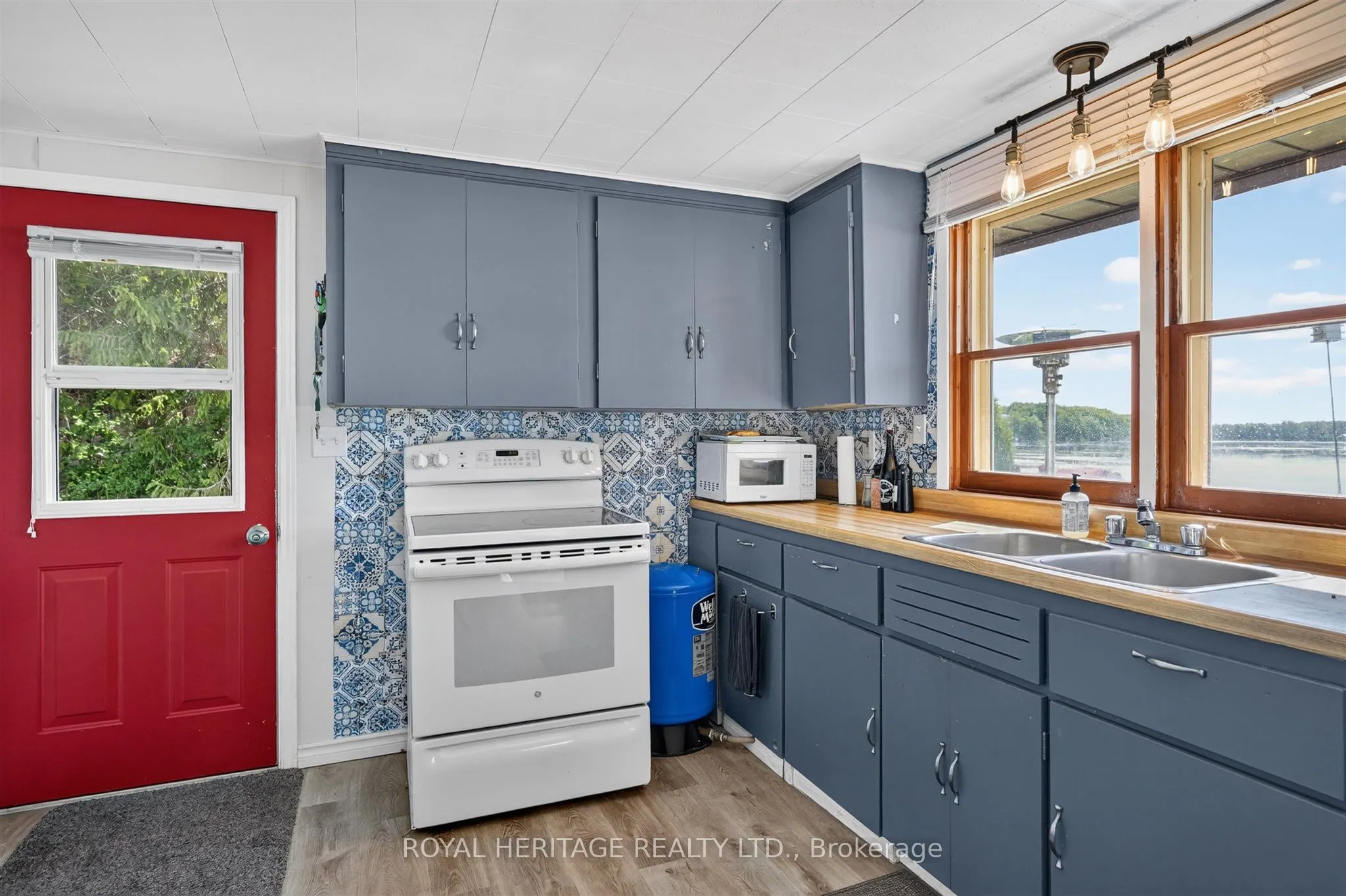 100 Clearview Drive