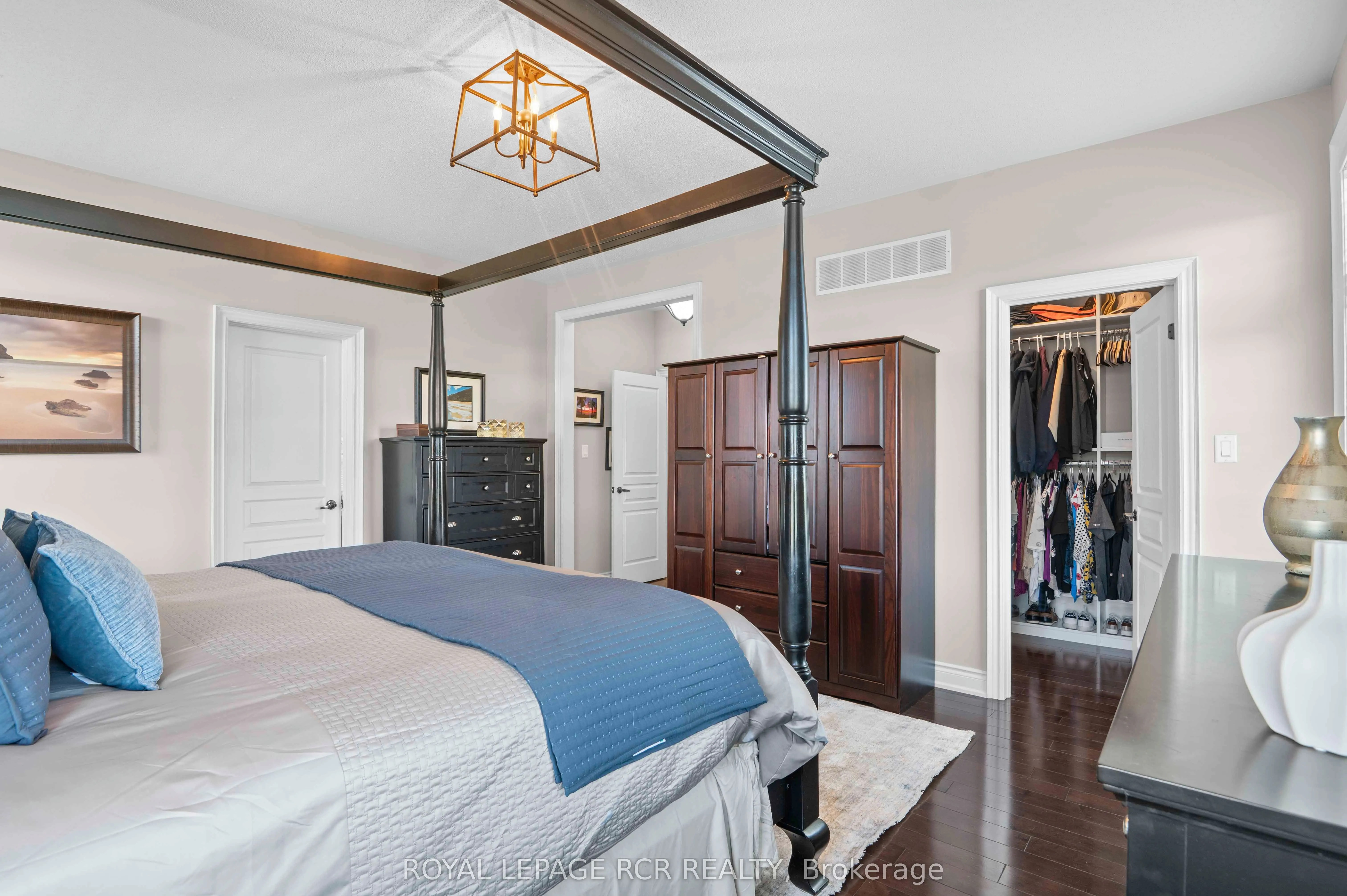 6 Masters Creek Boulevard