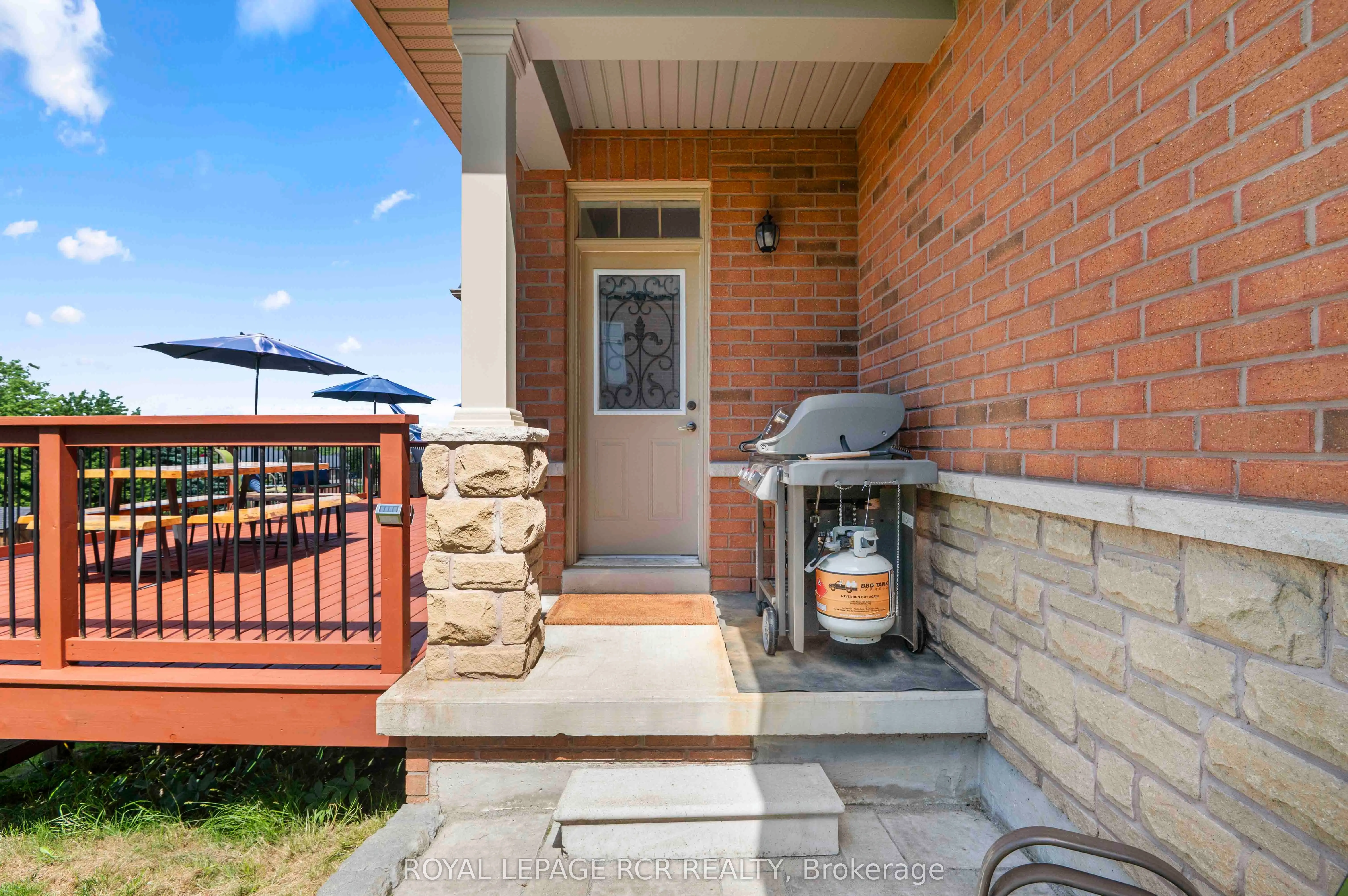 6 Masters Creek Boulevard