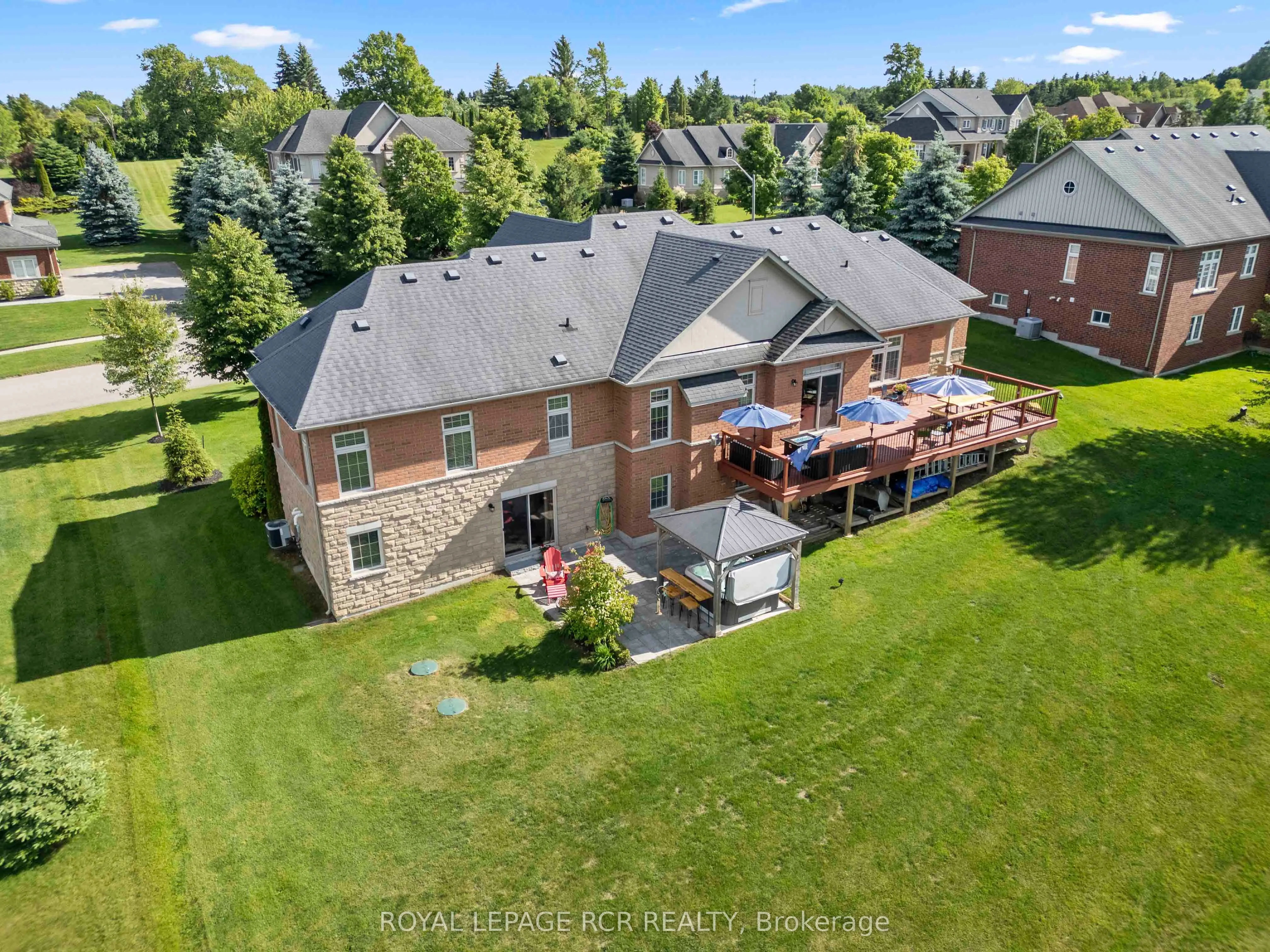 6 Masters Creek Boulevard