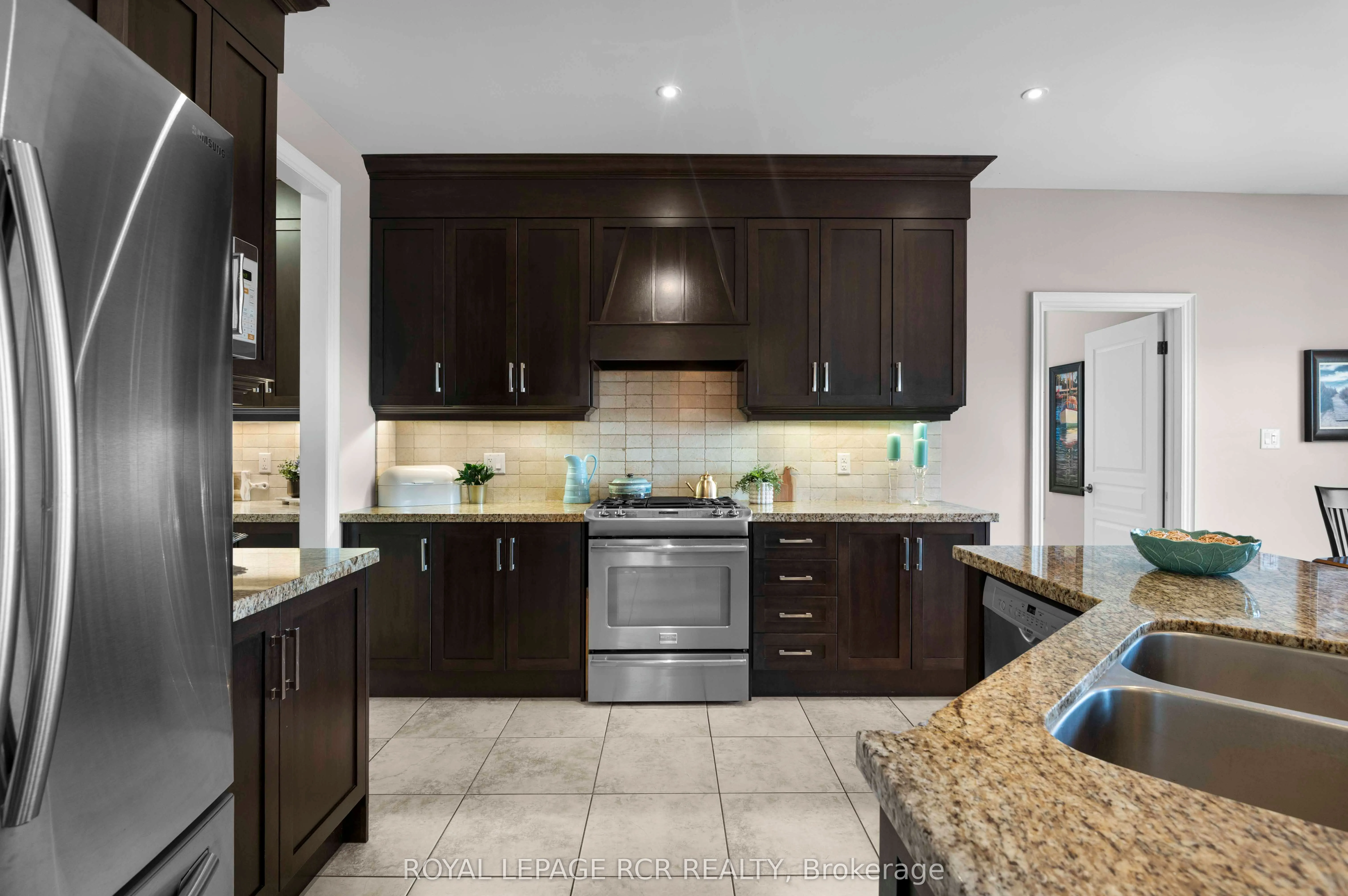 6 Masters Creek Boulevard