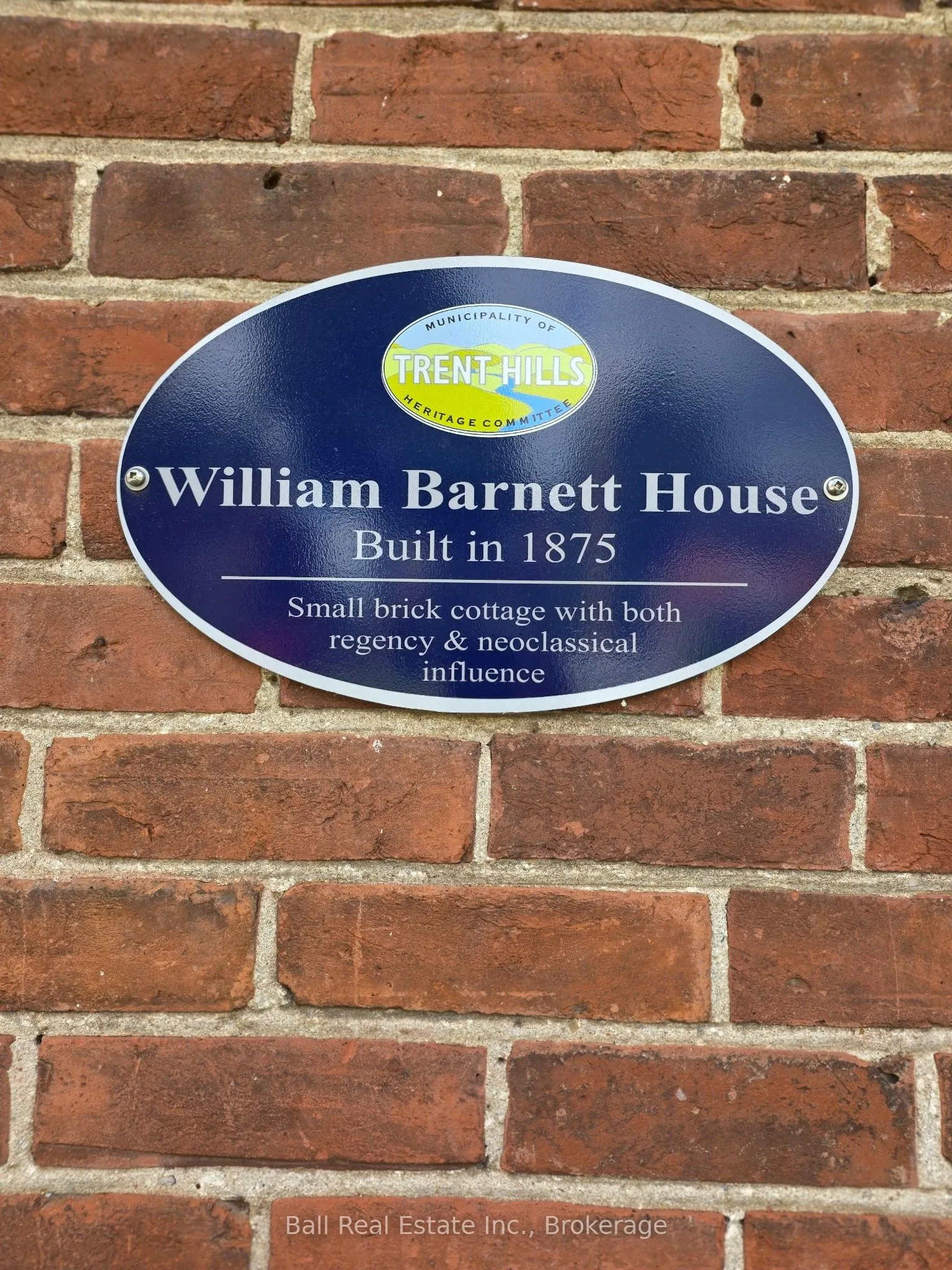28 Booth Street N