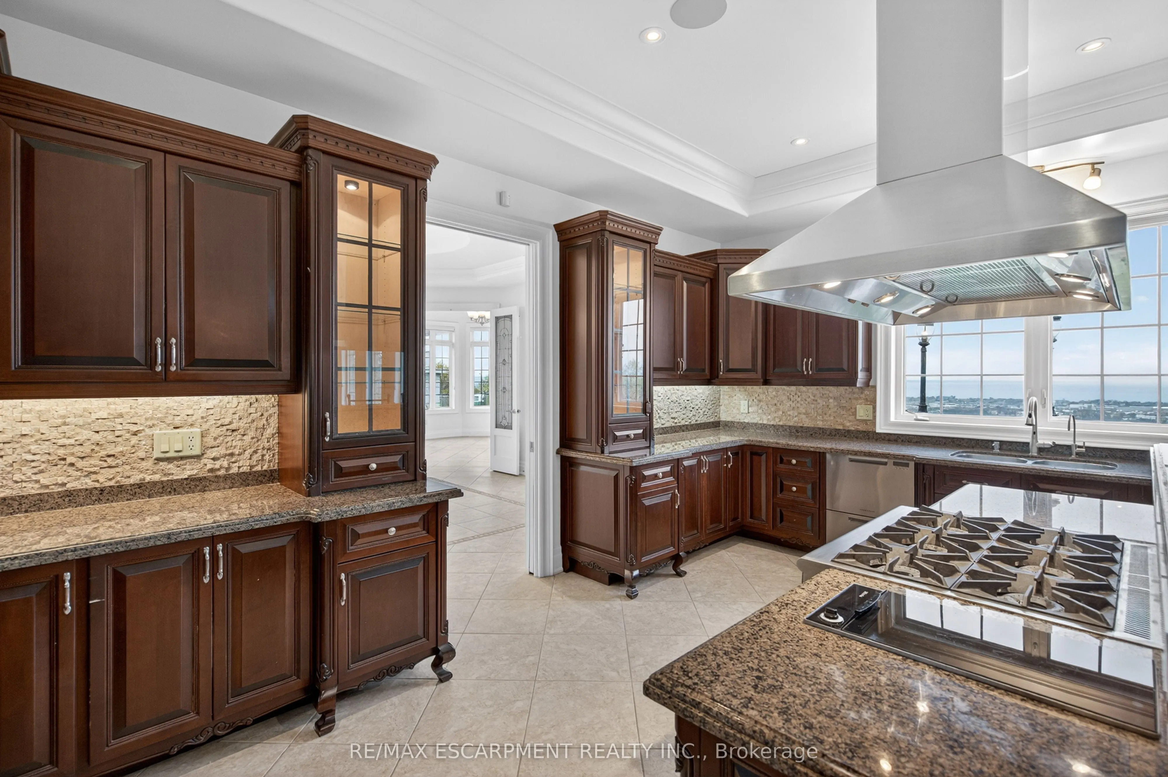 803 Ridge Road