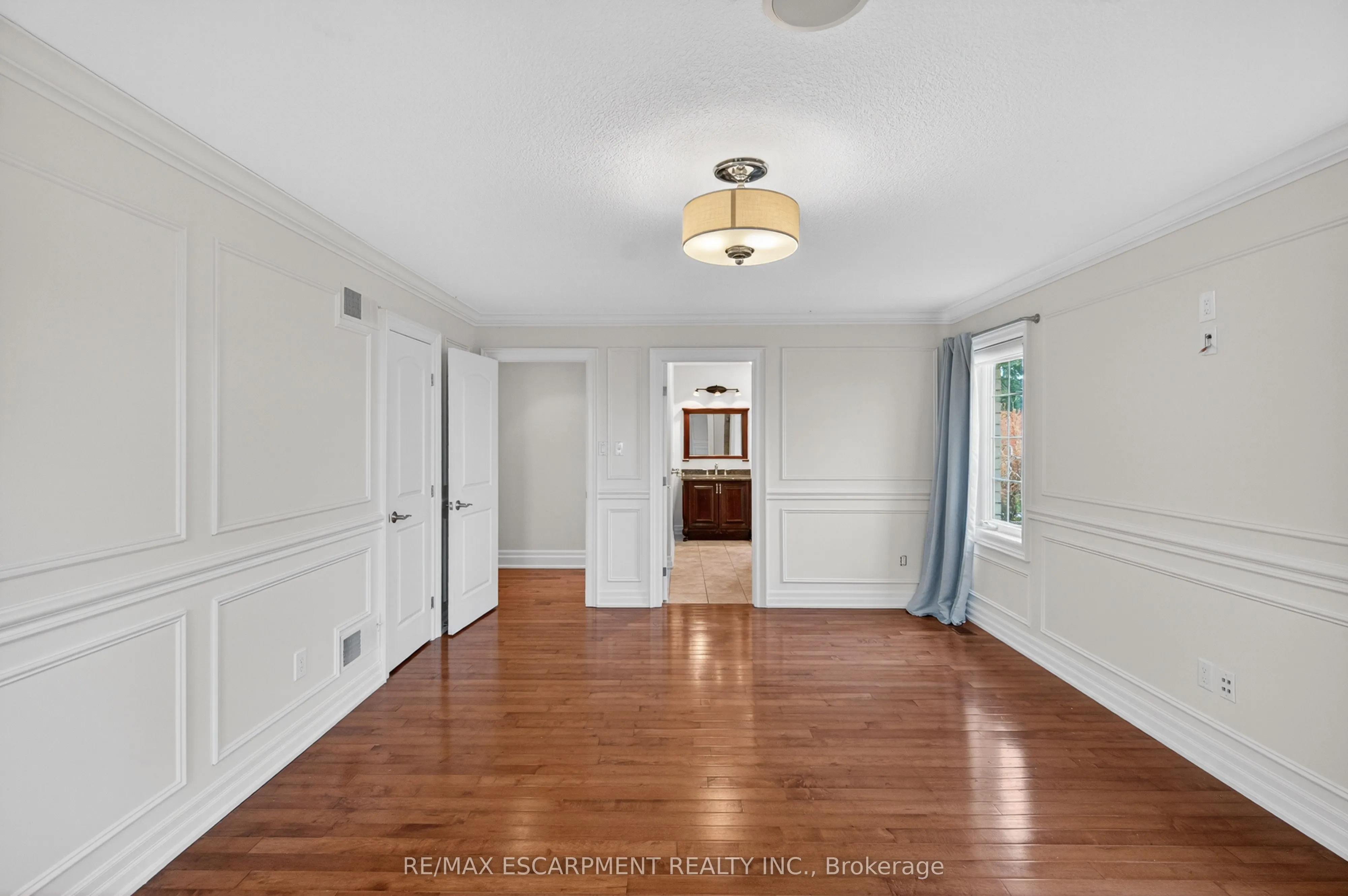 803 Ridge Road