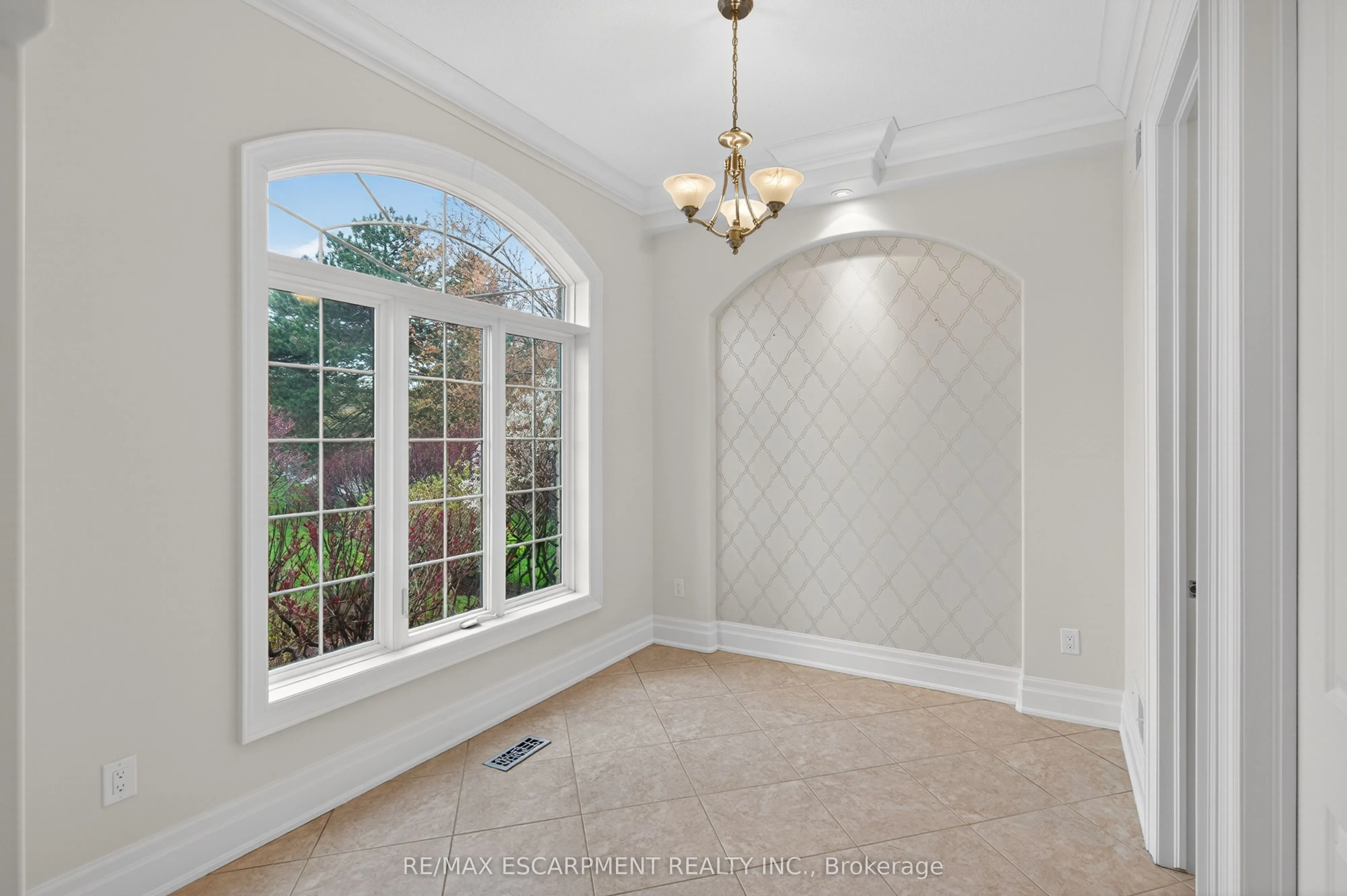 803 Ridge Road
