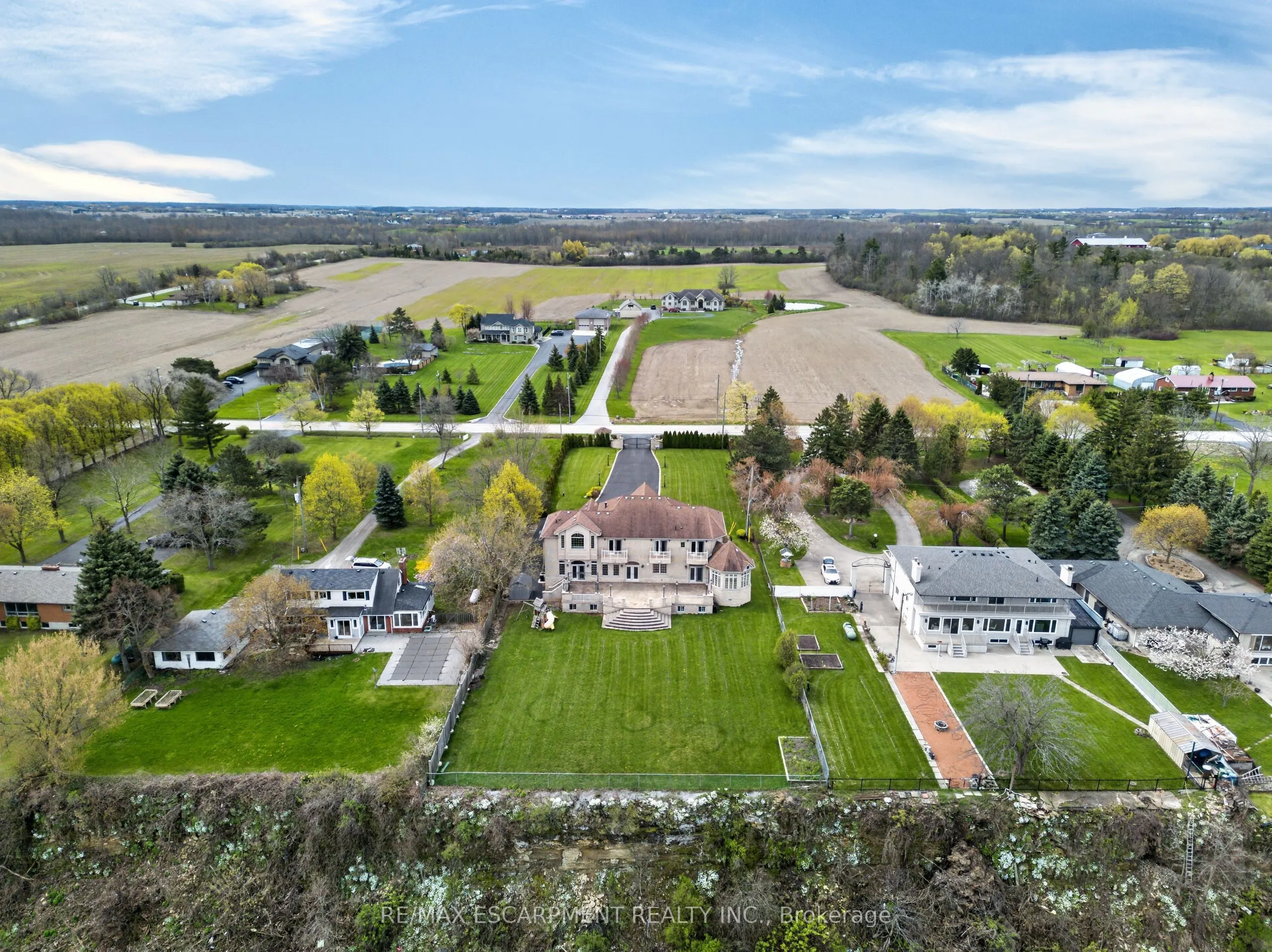 803 Ridge Road