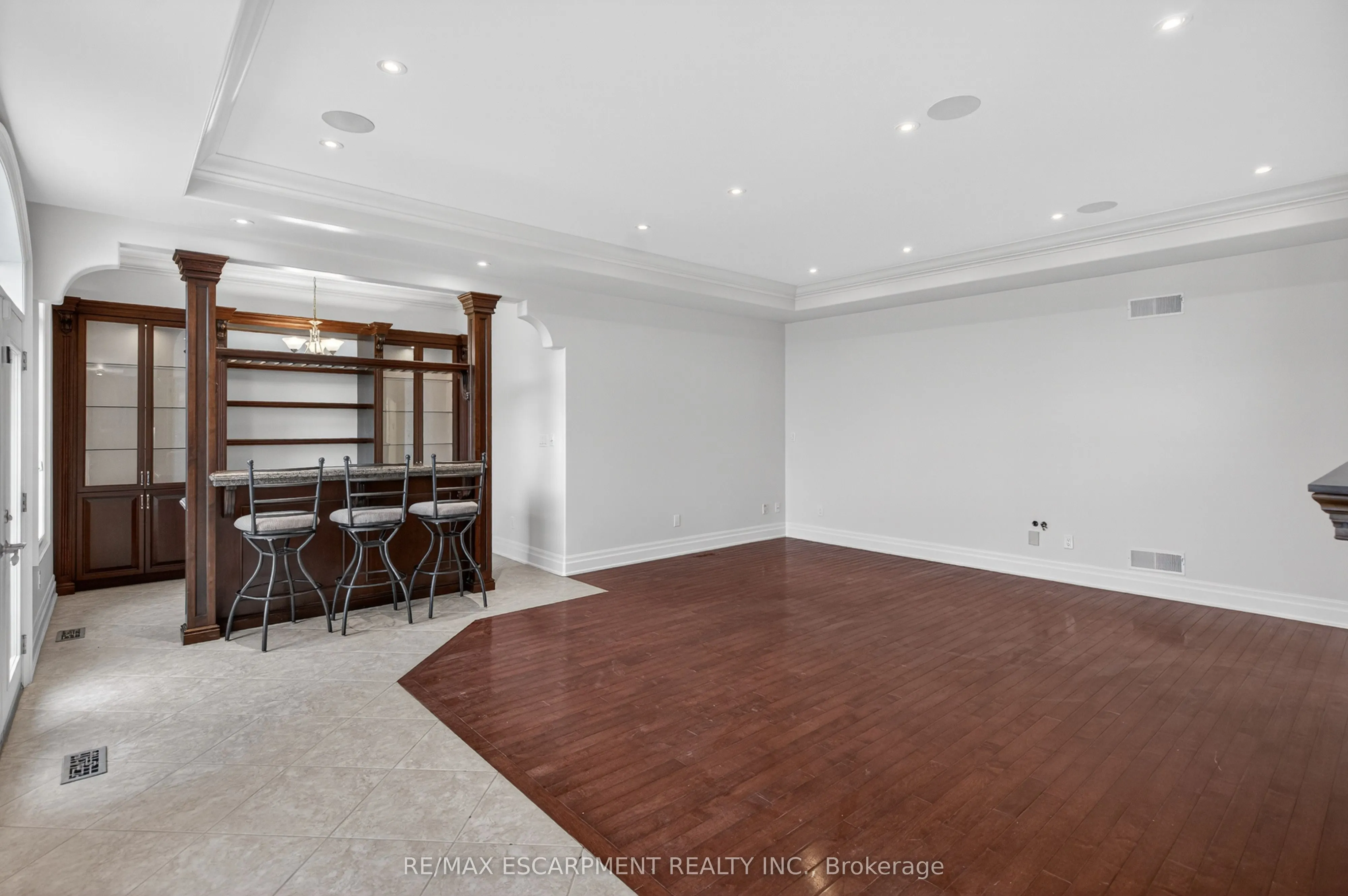 803 Ridge Road